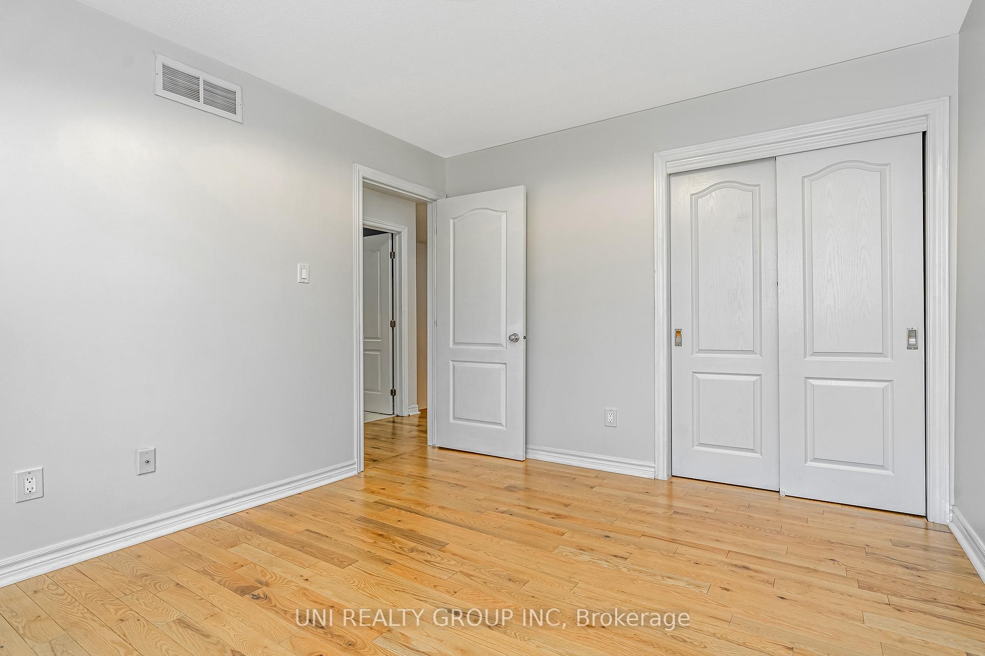 Photo 27 of 279 Harthill Way, Ottawa, Barrhaven - Heritage Park — HOMEH