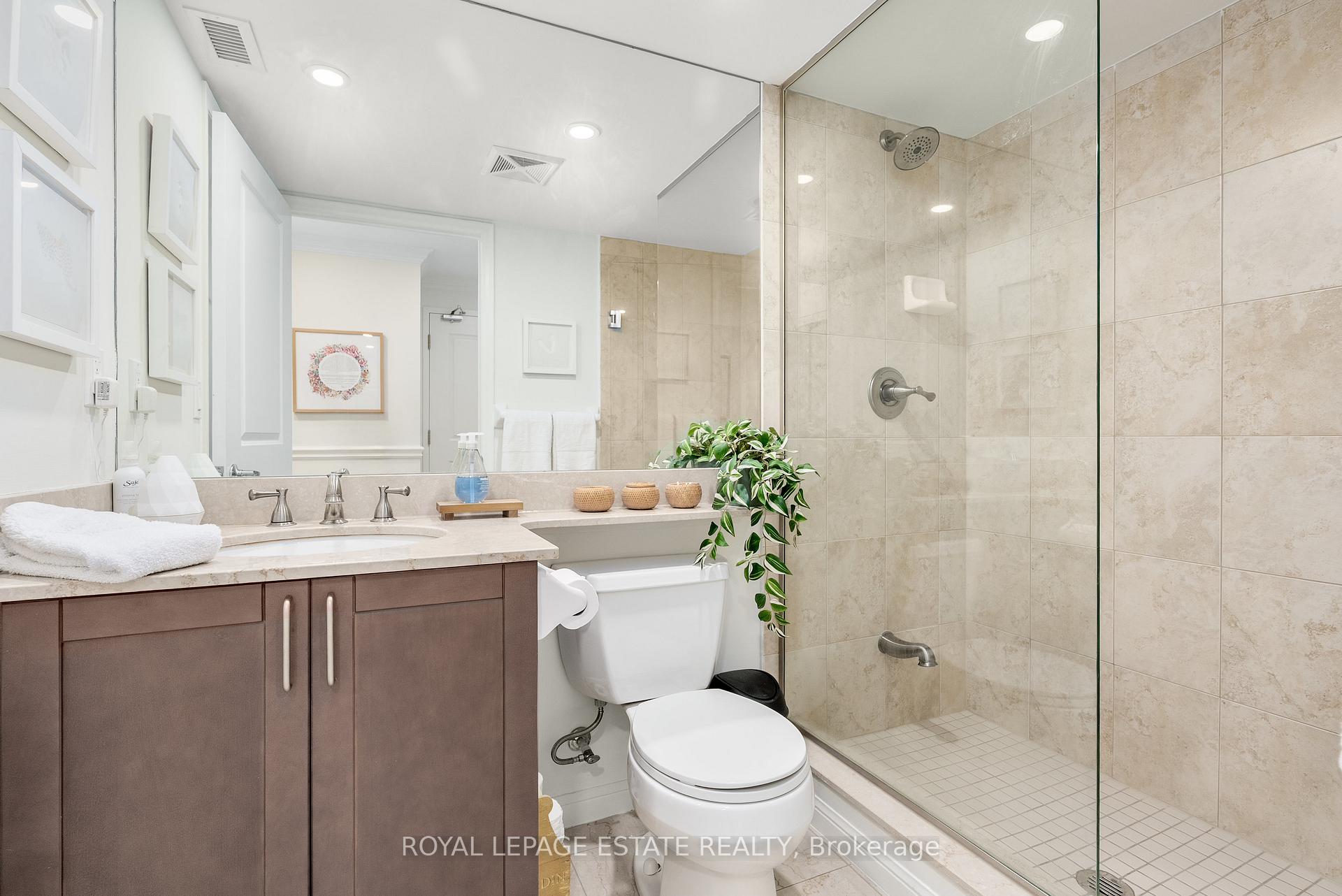 Photo 6 of Unit 313, 900 Mount Pleasant Road, Toronto, Mount Pleasant West — HOMEH