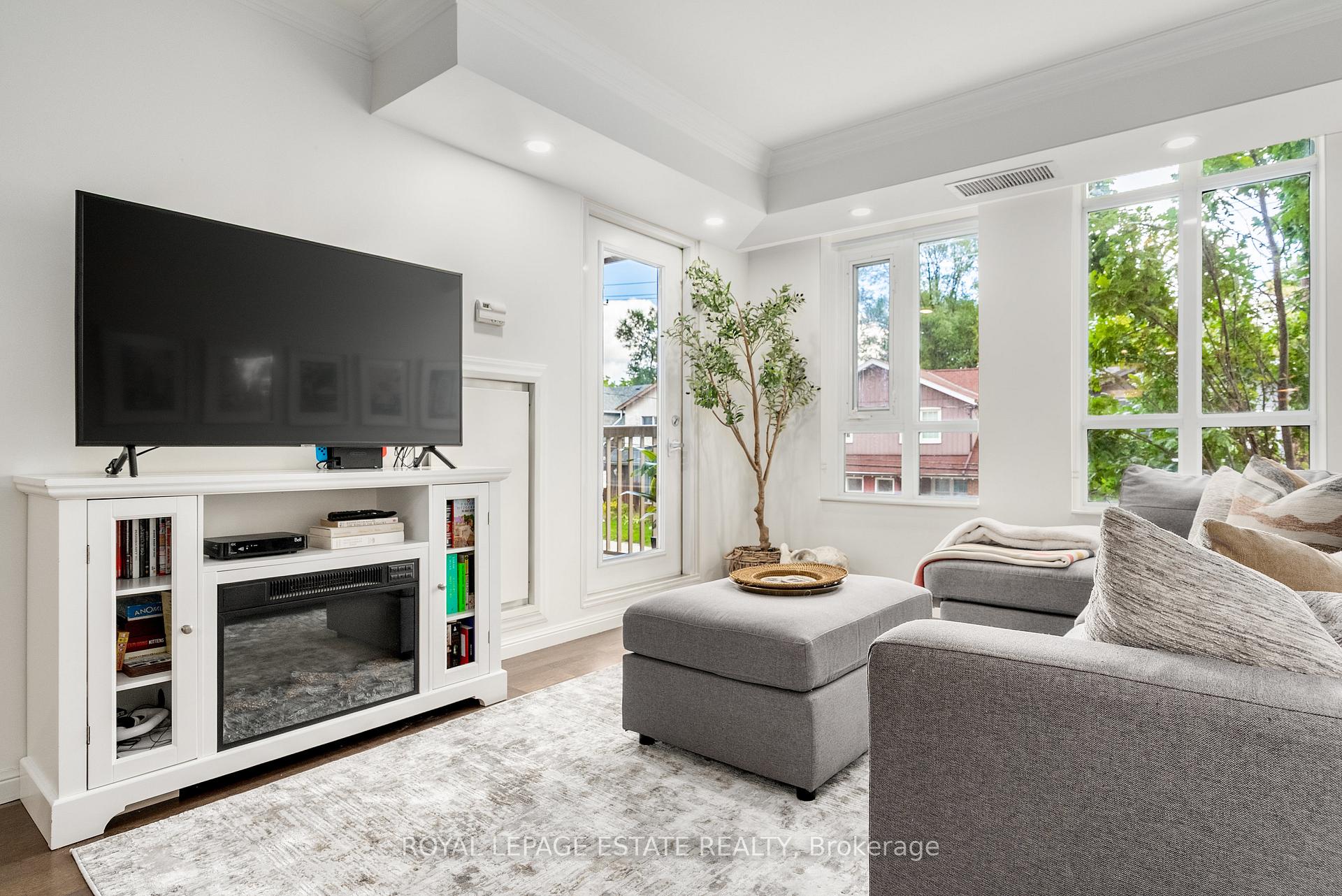 Photo 12 of Unit 313, 900 Mount Pleasant Road, Toronto, Mount Pleasant West — HOMEH