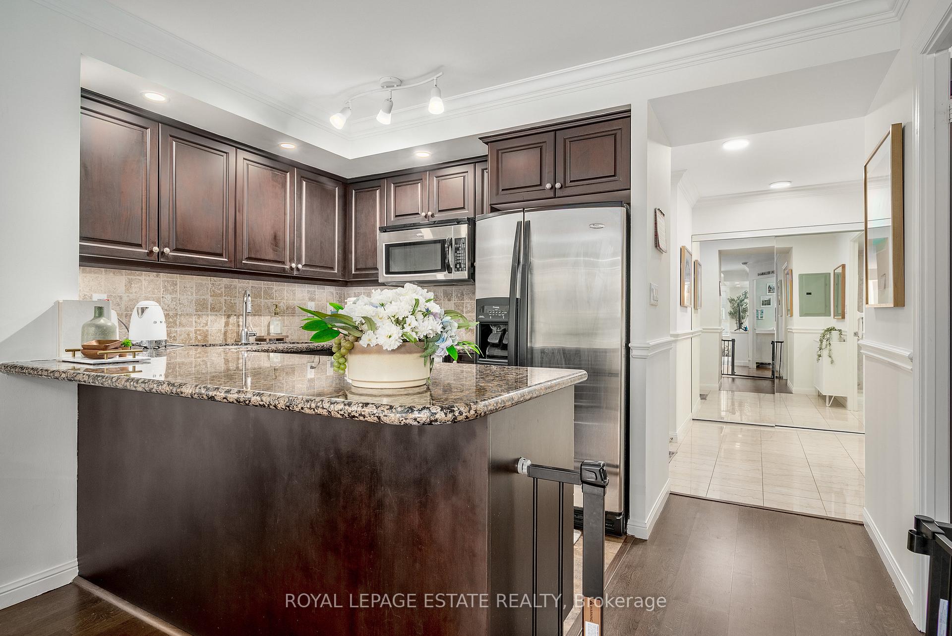 Photo 18 of Unit 313, 900 Mount Pleasant Road, Toronto, Mount Pleasant West — HOMEH
