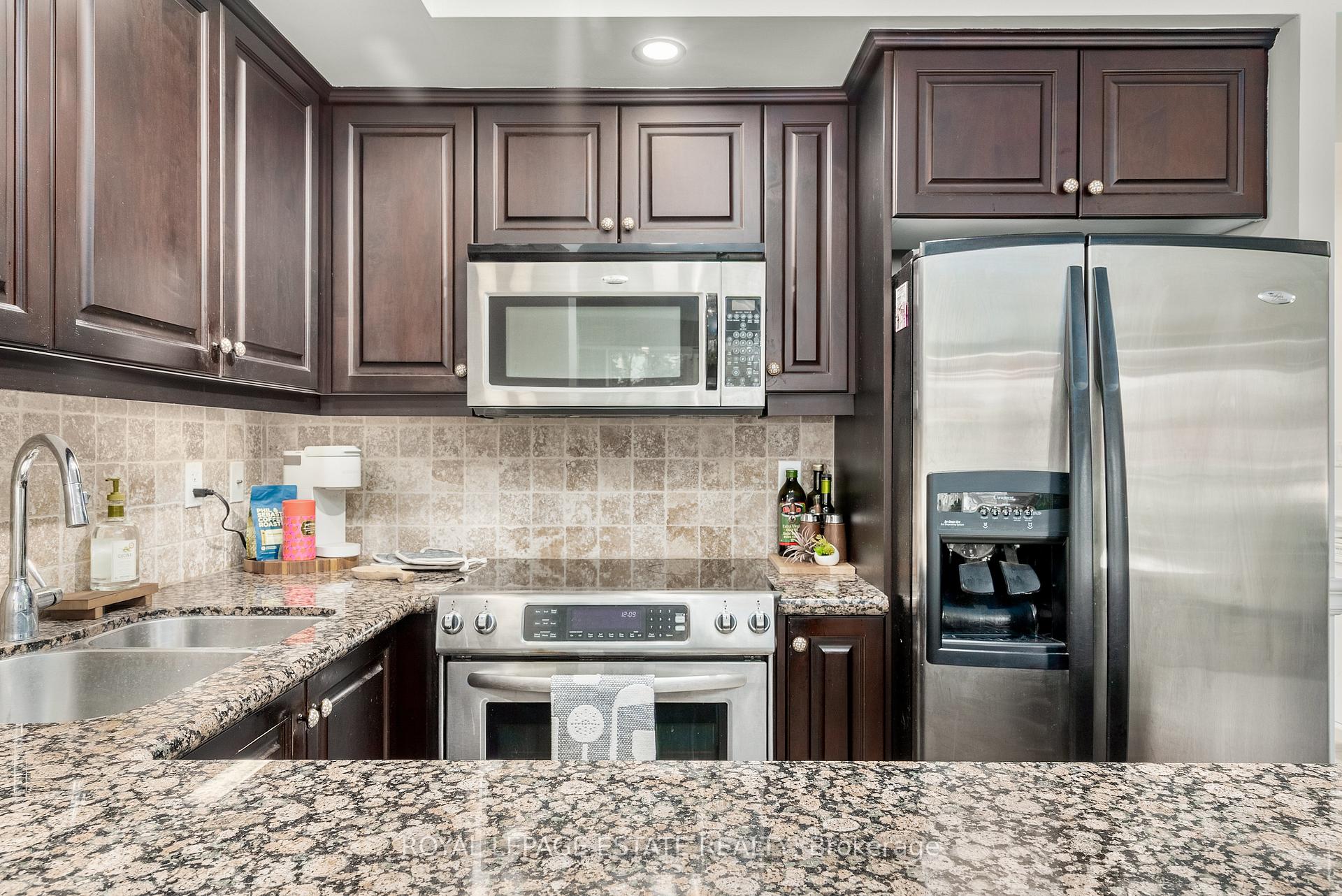 Photo 19 of Unit 313, 900 Mount Pleasant Road, Toronto, Mount Pleasant West — HOMEH