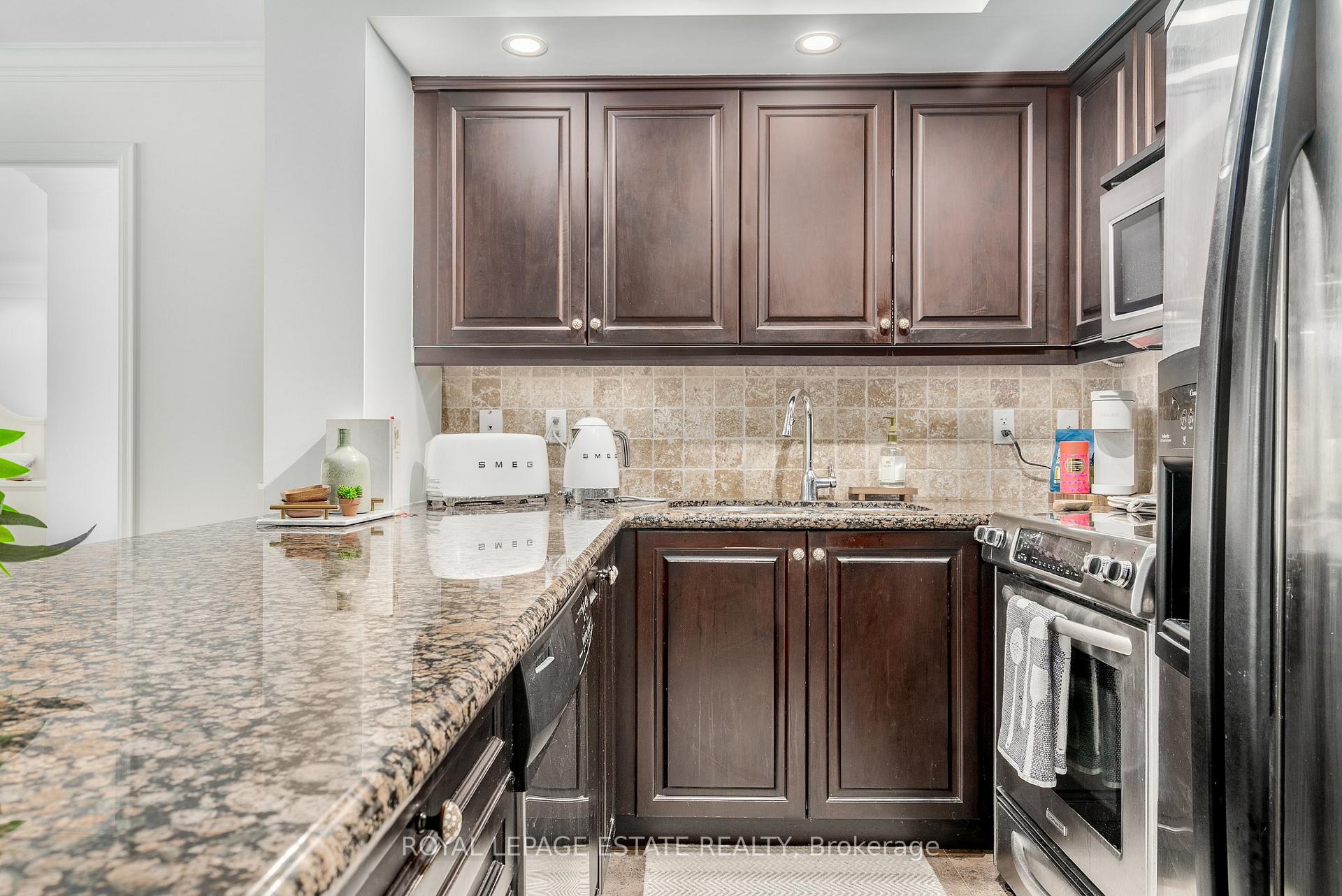 Photo 21 of Unit 313, 900 Mount Pleasant Road, Toronto, Mount Pleasant West — HOMEH
