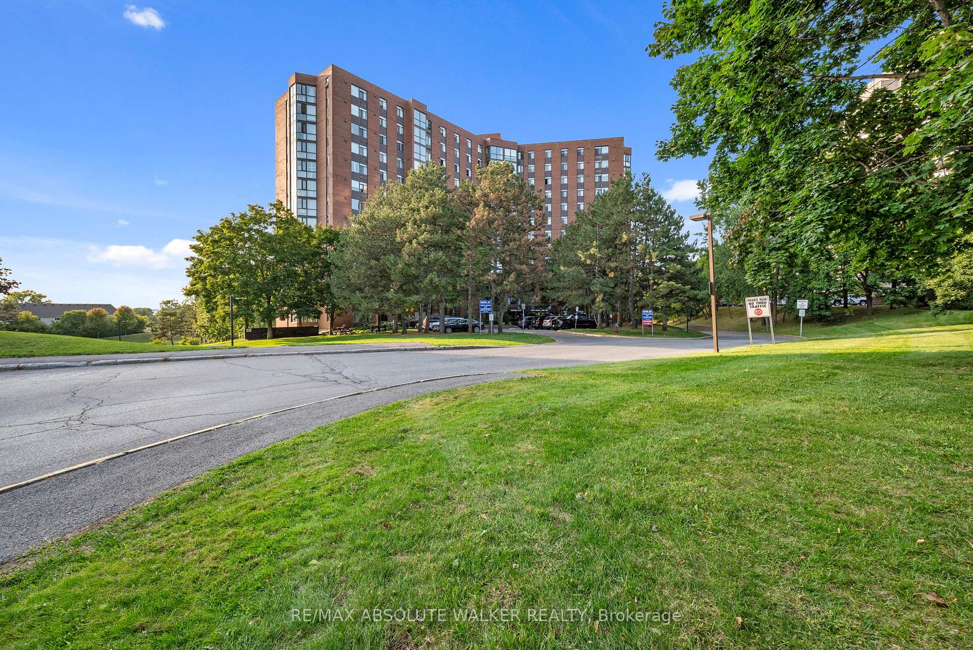 Photo 1 of Unit 414, 2871 Richmond Road, Ottawa, Britannia Heights — HOMEH