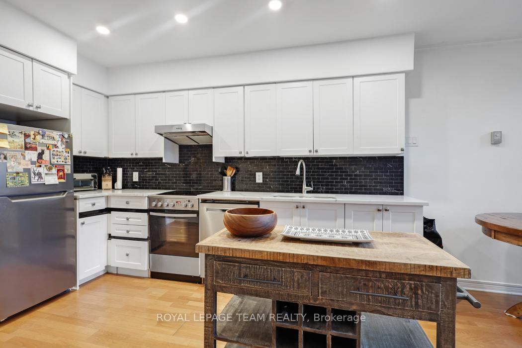Photo 12 of Unit 11, 215 St Patrick Street, Ottawa, Lower Town/Byward Market — HOMEH