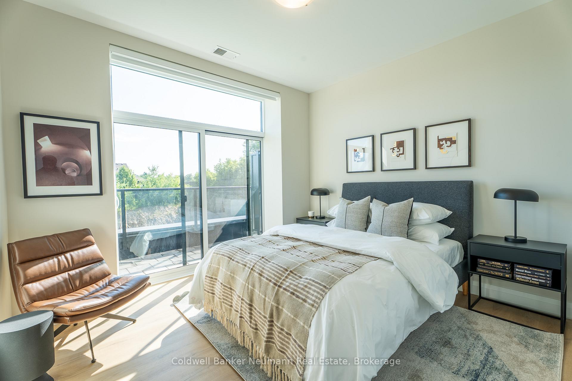 Photo 9 of Unit 215, 1882 Gordon Street, Guelph, Pineridge/Westminster Woods — HOMEH