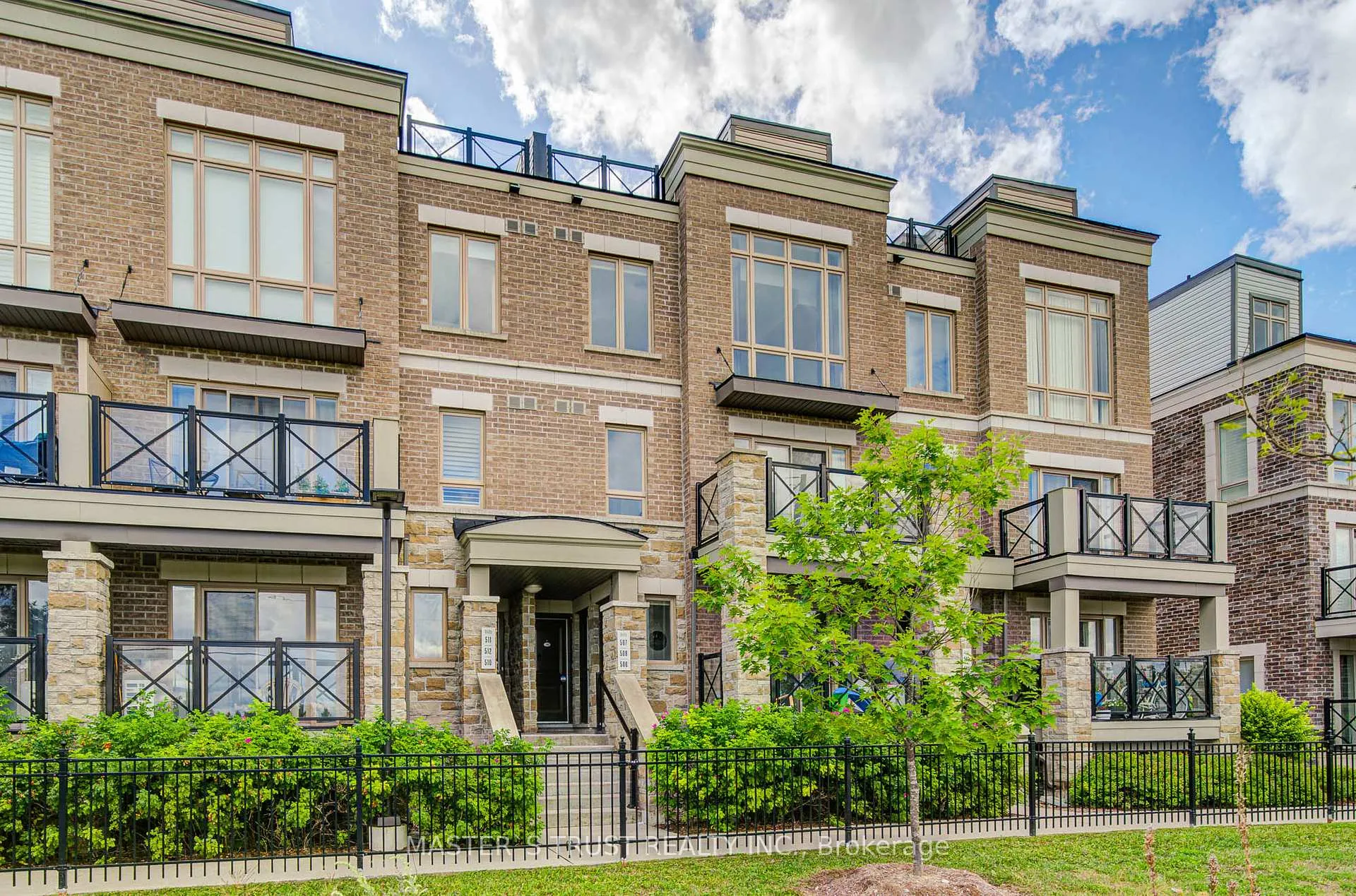 Photo 1 of Unit 507, 30 Dunsheath Way, Markham, Cornell — HOMEH