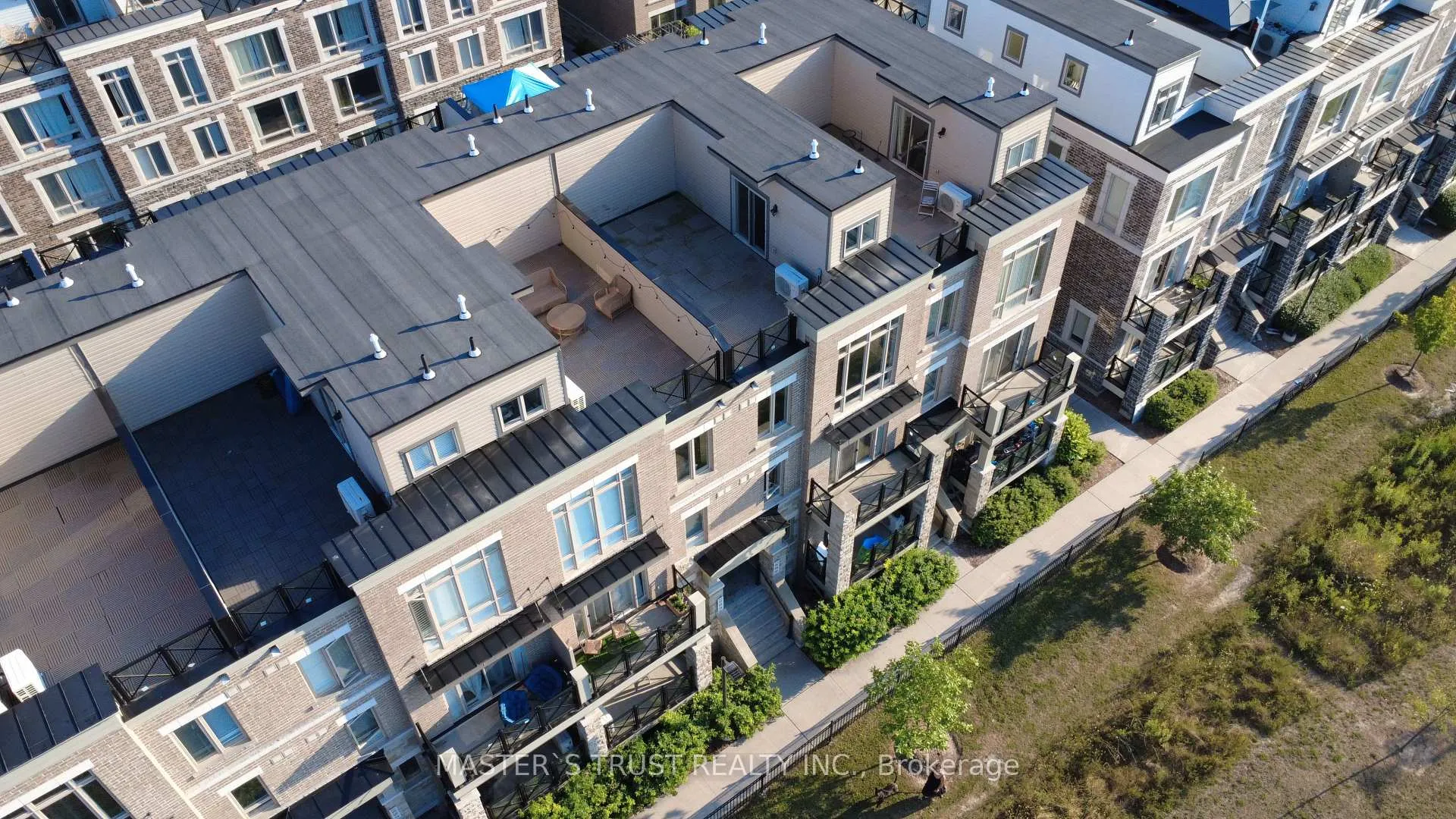 Photo 31 of Unit 507, 30 Dunsheath Way, Markham, Cornell — HOMEH