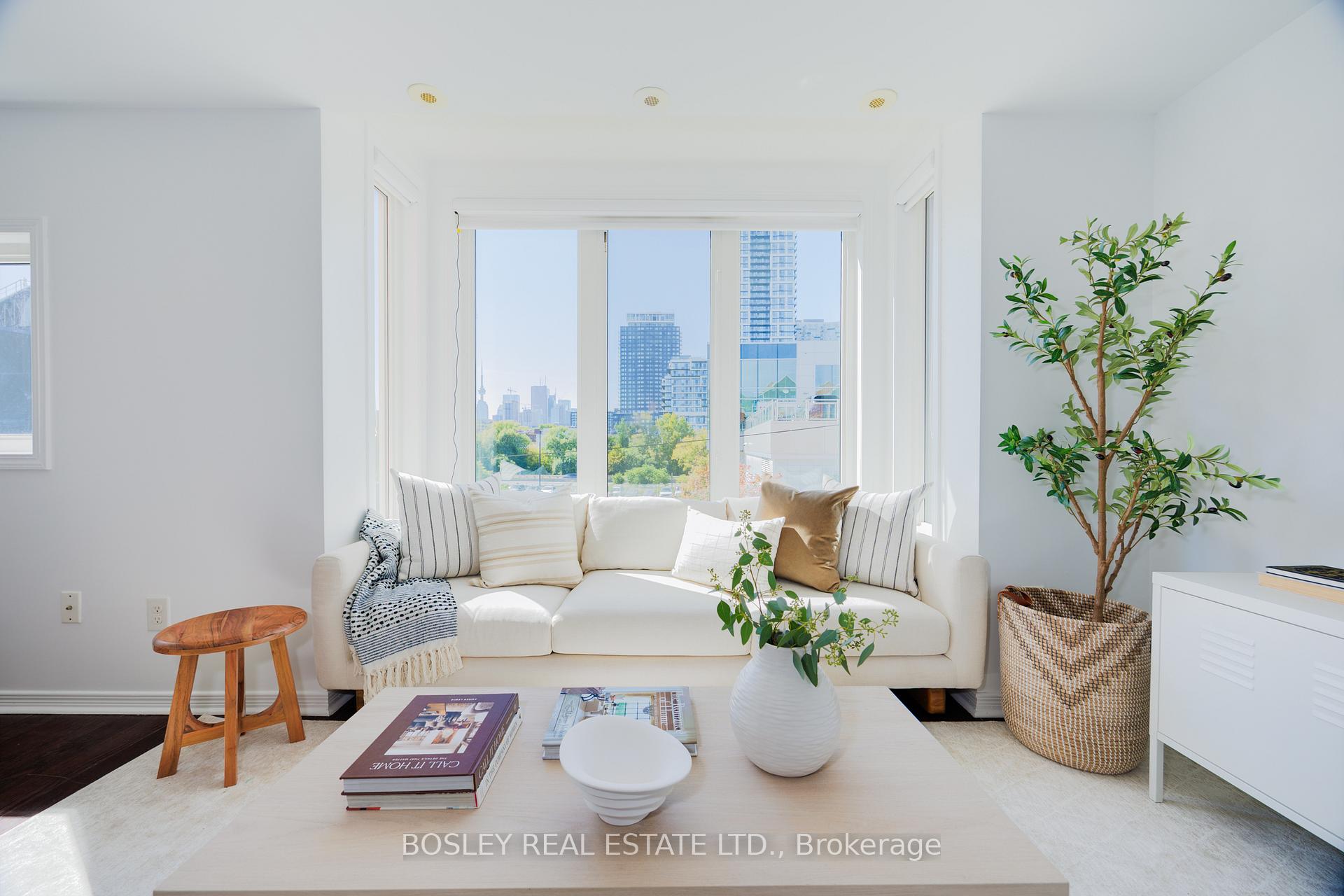 Photo 3 of Unit 2, 4 Frances Loring Lane, Toronto, South Riverdale — HOMEH