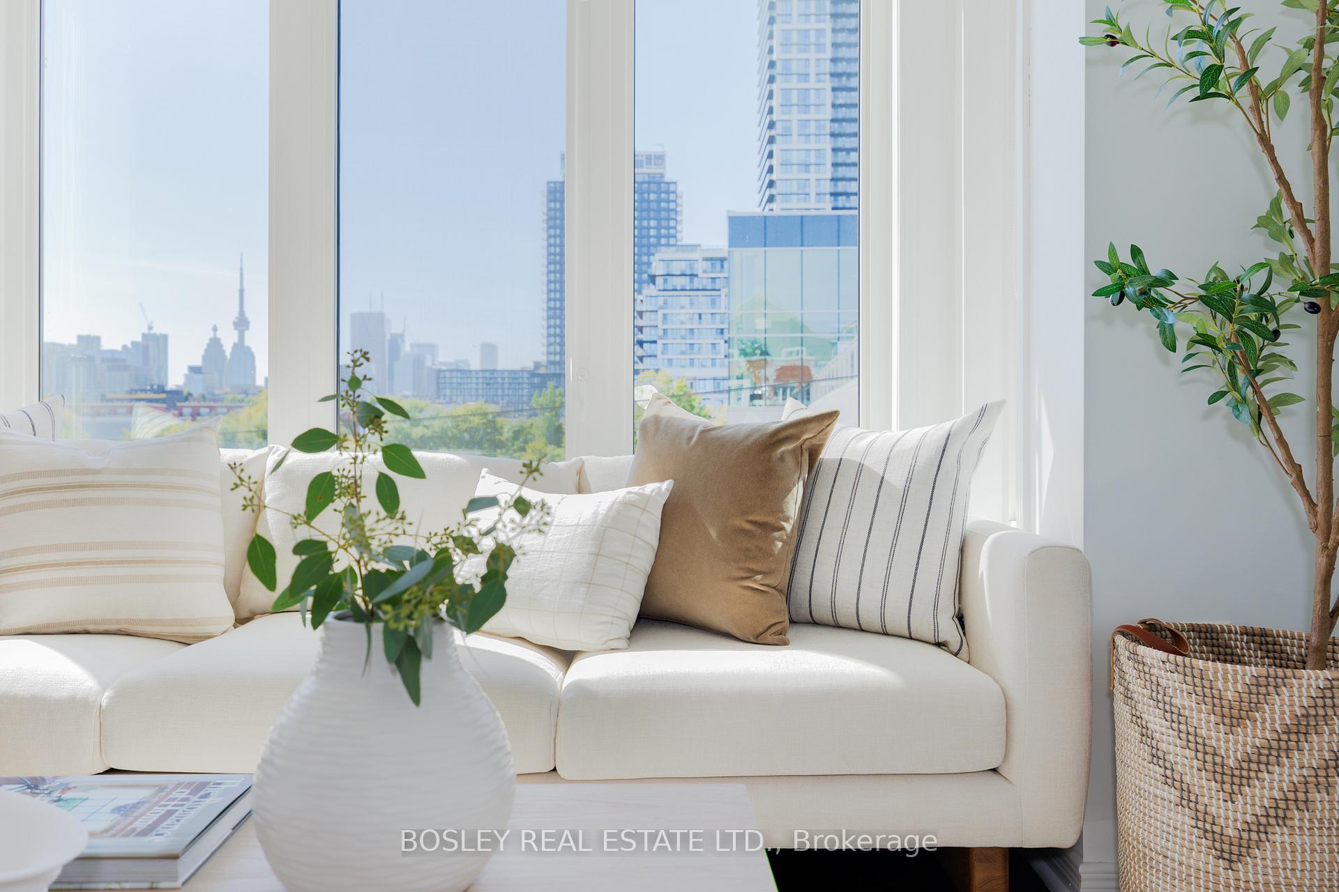 Photo 4 of Unit 2, 4 Frances Loring Lane, Toronto, South Riverdale — HOMEH