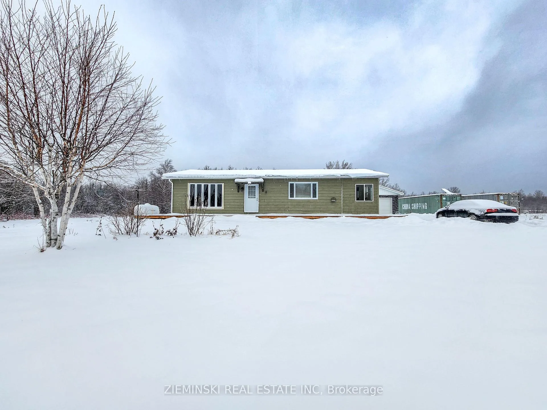 Photo 1 of 545 Silver Queen Lake Road, Cochrane — HOMEH