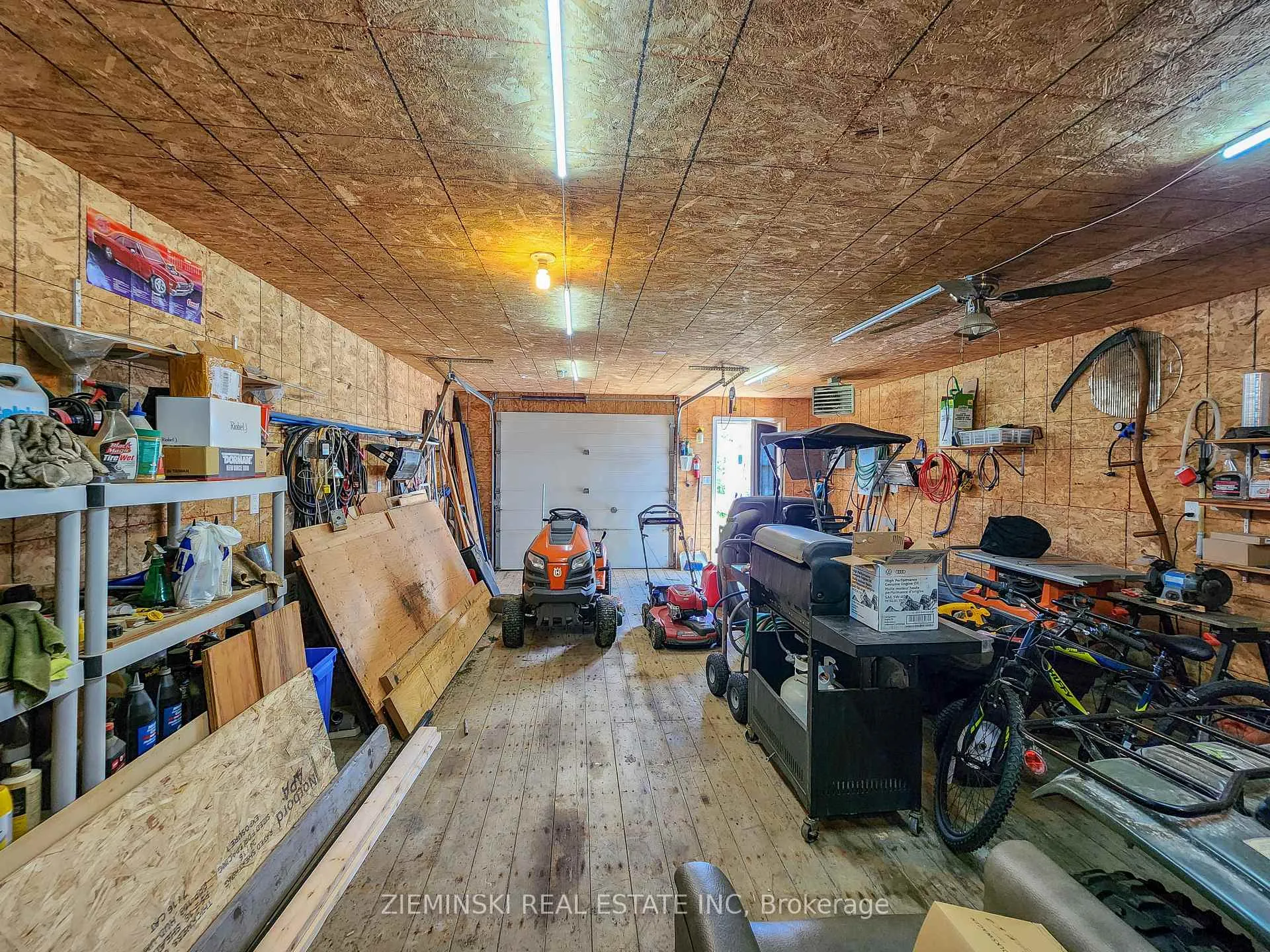 Photo 26 of 545 Silver Queen Lake Road, Cochrane — HOMEH