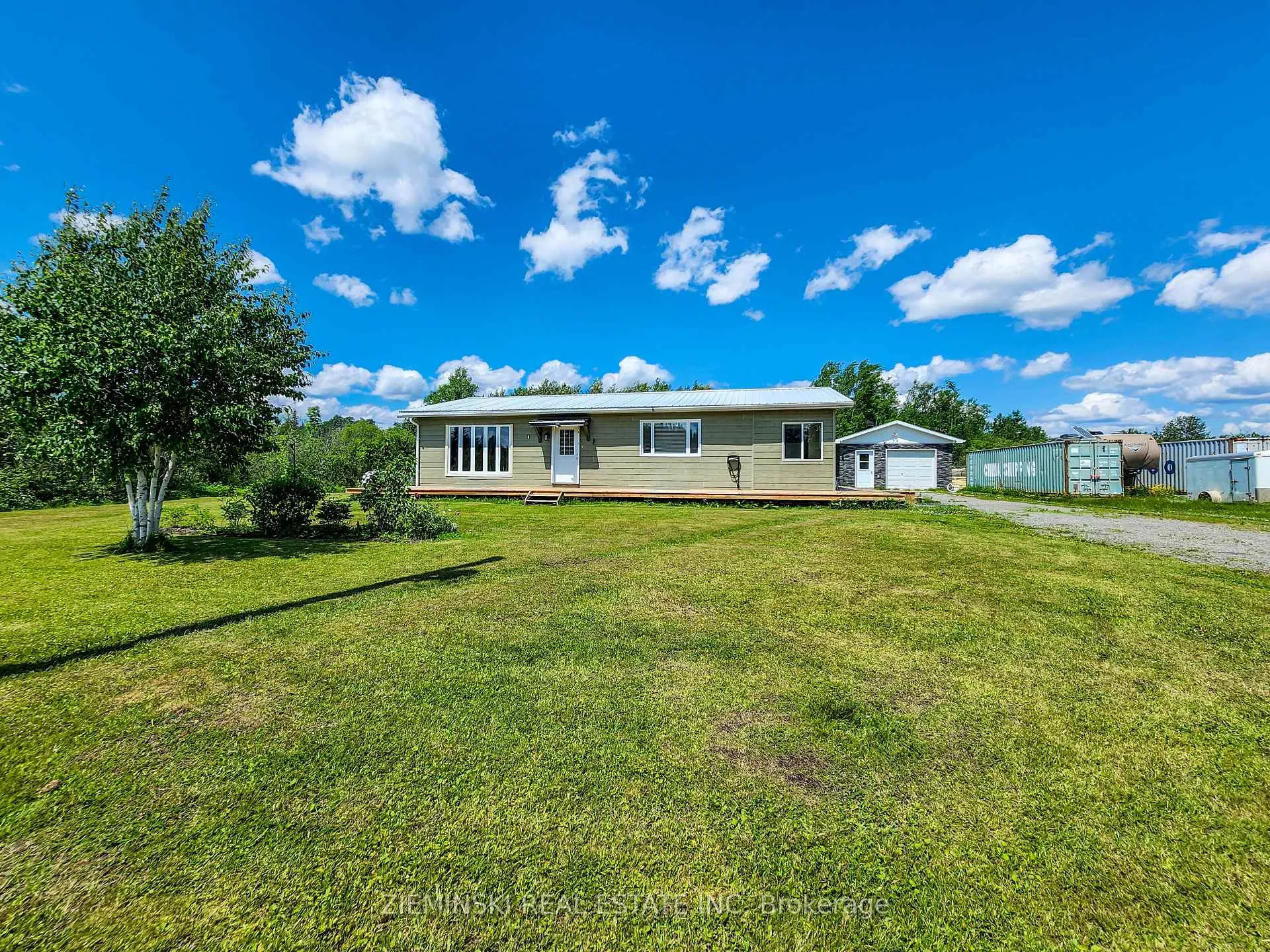 Photo 30 of 545 Silver Queen Lake Road, Cochrane — HOMEH
