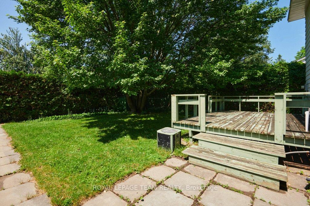 Photo 30 of 16 Keewatin Crescent, Ottawa, Borden Farm/Stewart Farm/Carleton Heights/Parkwood Hills — HOMEH