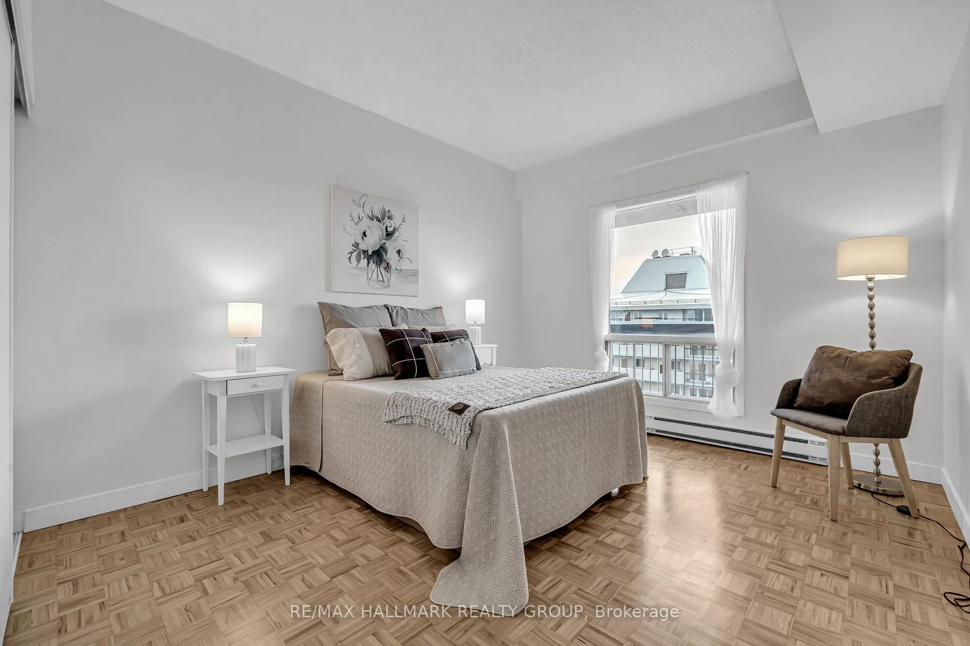 Photo 13 of Unit 1906, 158B Mcarthur Avenue, Ottawa, Vanier — HOMEH