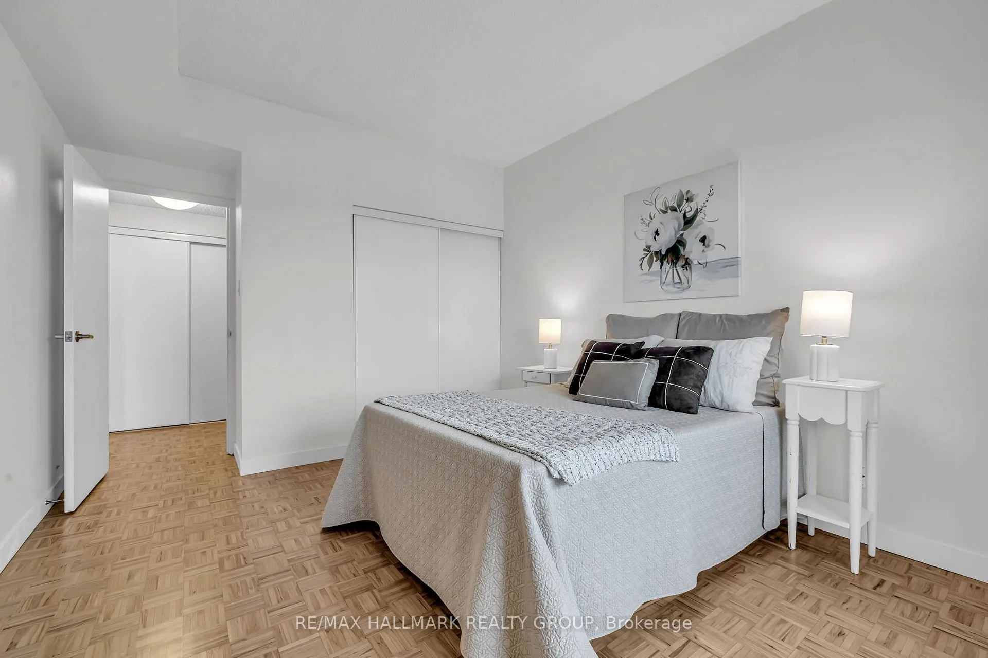 Photo 15 of Unit 1906, 158B Mcarthur Avenue, Ottawa, Vanier — HOMEH