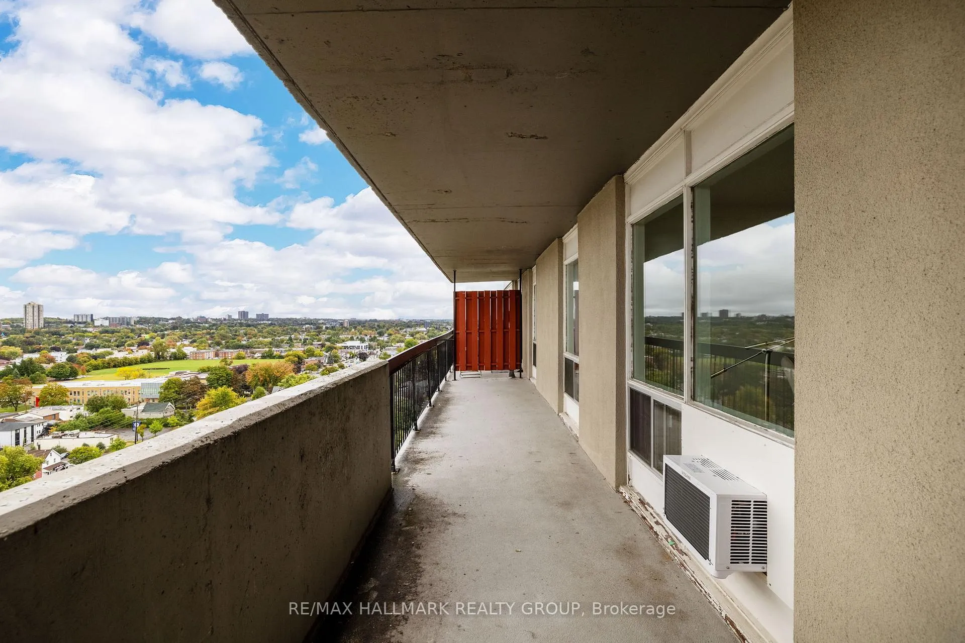 Photo 19 of Unit 1906, 158B Mcarthur Avenue, Ottawa, Vanier — HOMEH