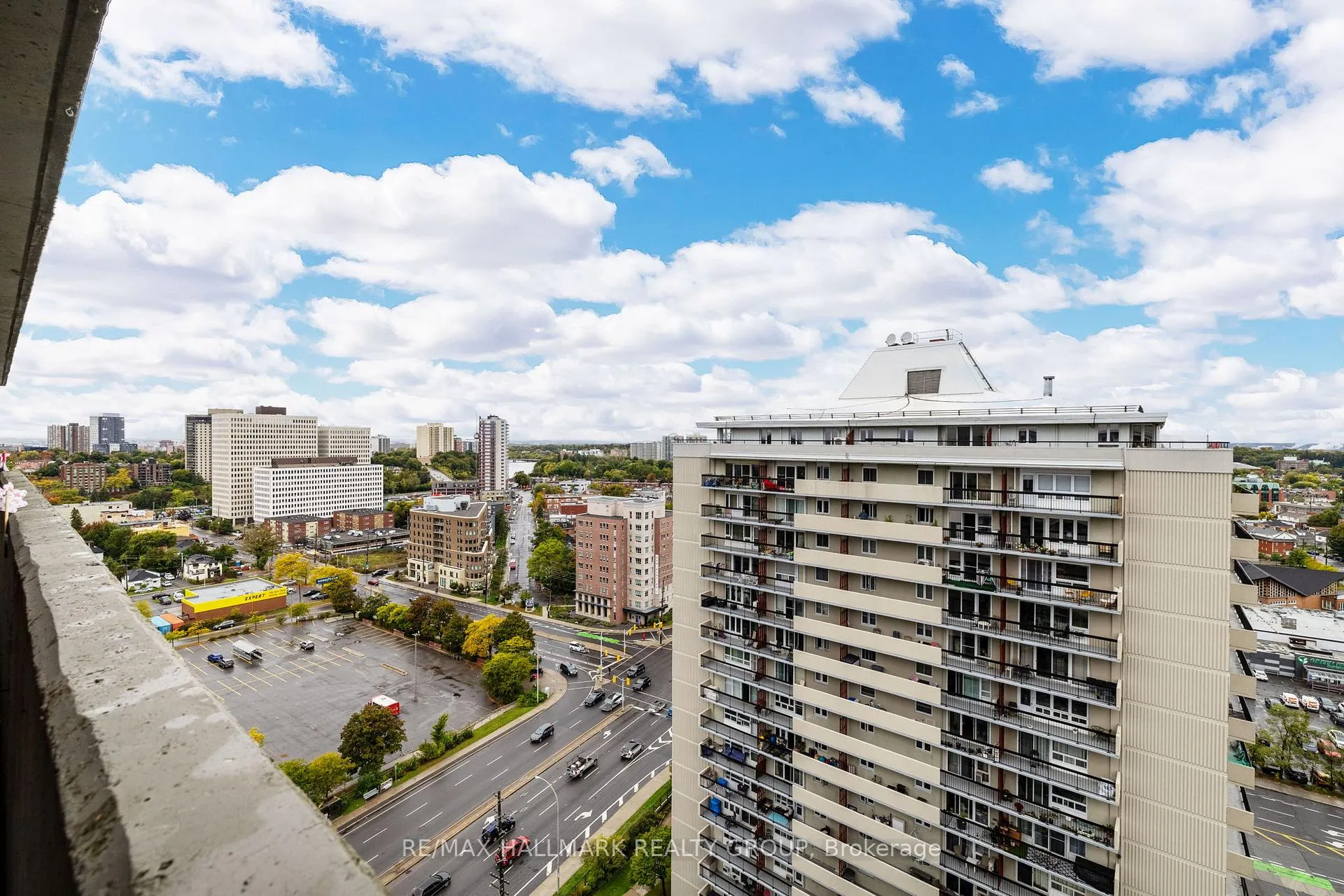 Photo 22 of Unit 1906, 158B Mcarthur Avenue, Ottawa, Vanier — HOMEH