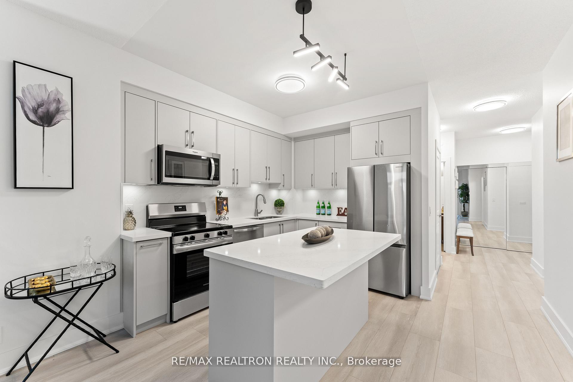Photo 10 of Unit 229, 7900 Bathurst Street, Vaughan, Beverley Glen — HOMEH