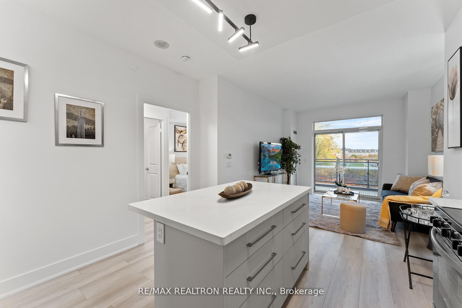 Photo 13 of Unit 229, 7900 Bathurst Street, Vaughan, Beverley Glen — HOMEH