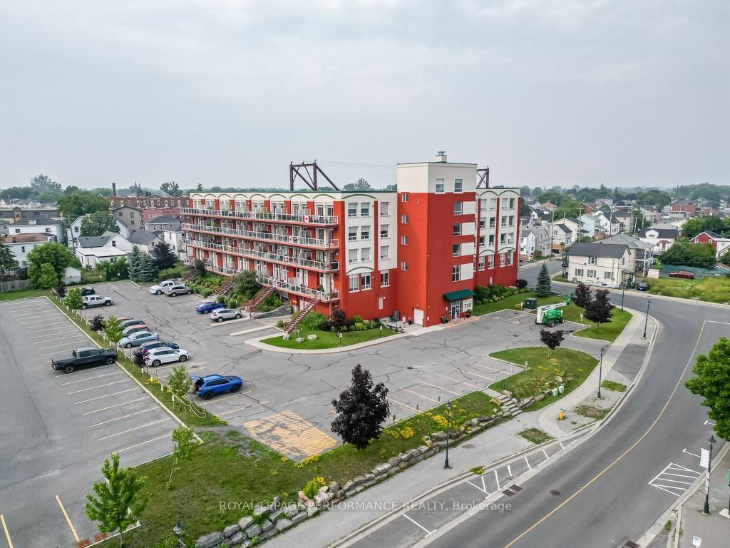 Front of Unit 206, 710 Cotton Mill Street