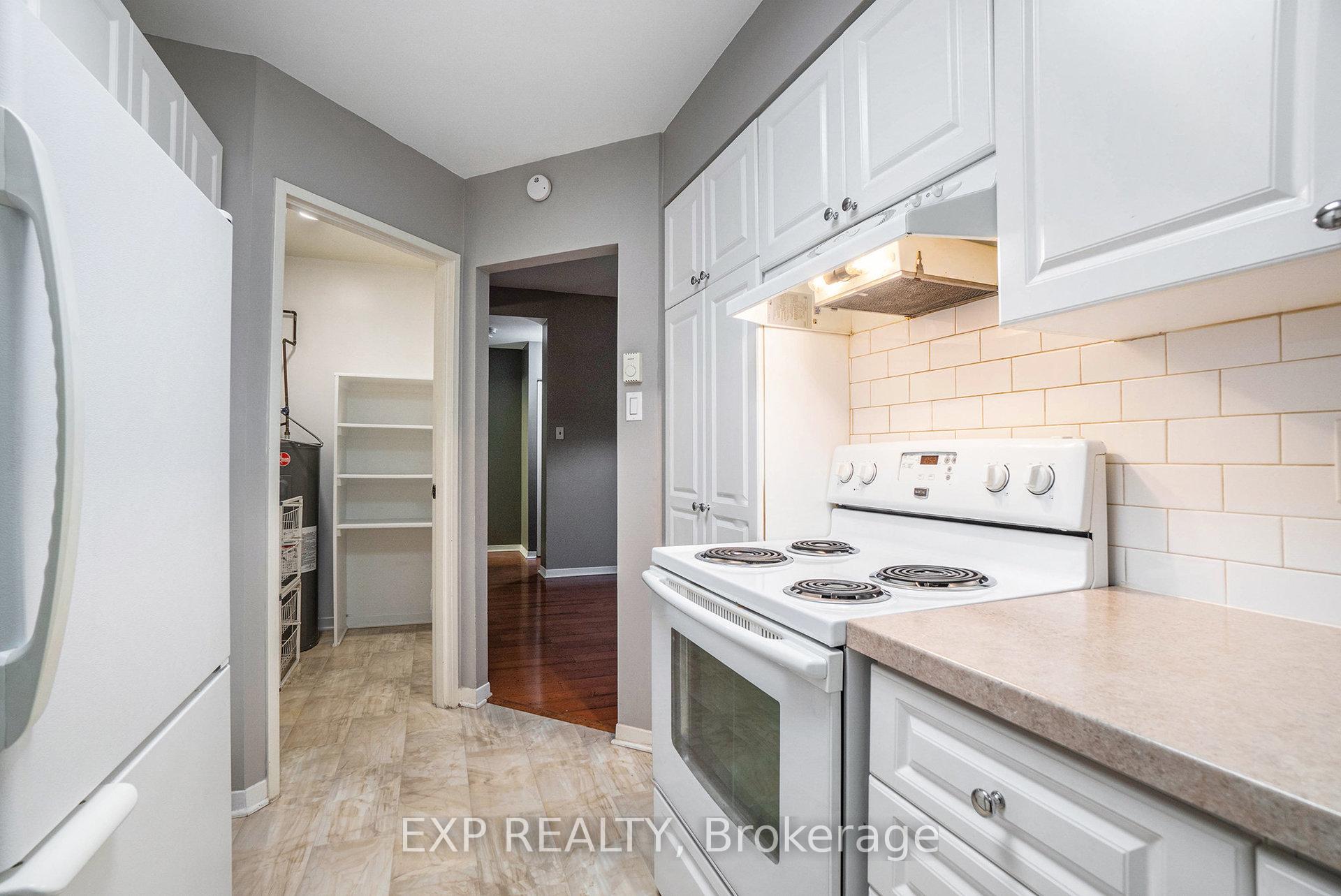 Photo 10 of Unit 107, 80 Sandcastle Drive, Ottawa, Leslie Park — HOMEH