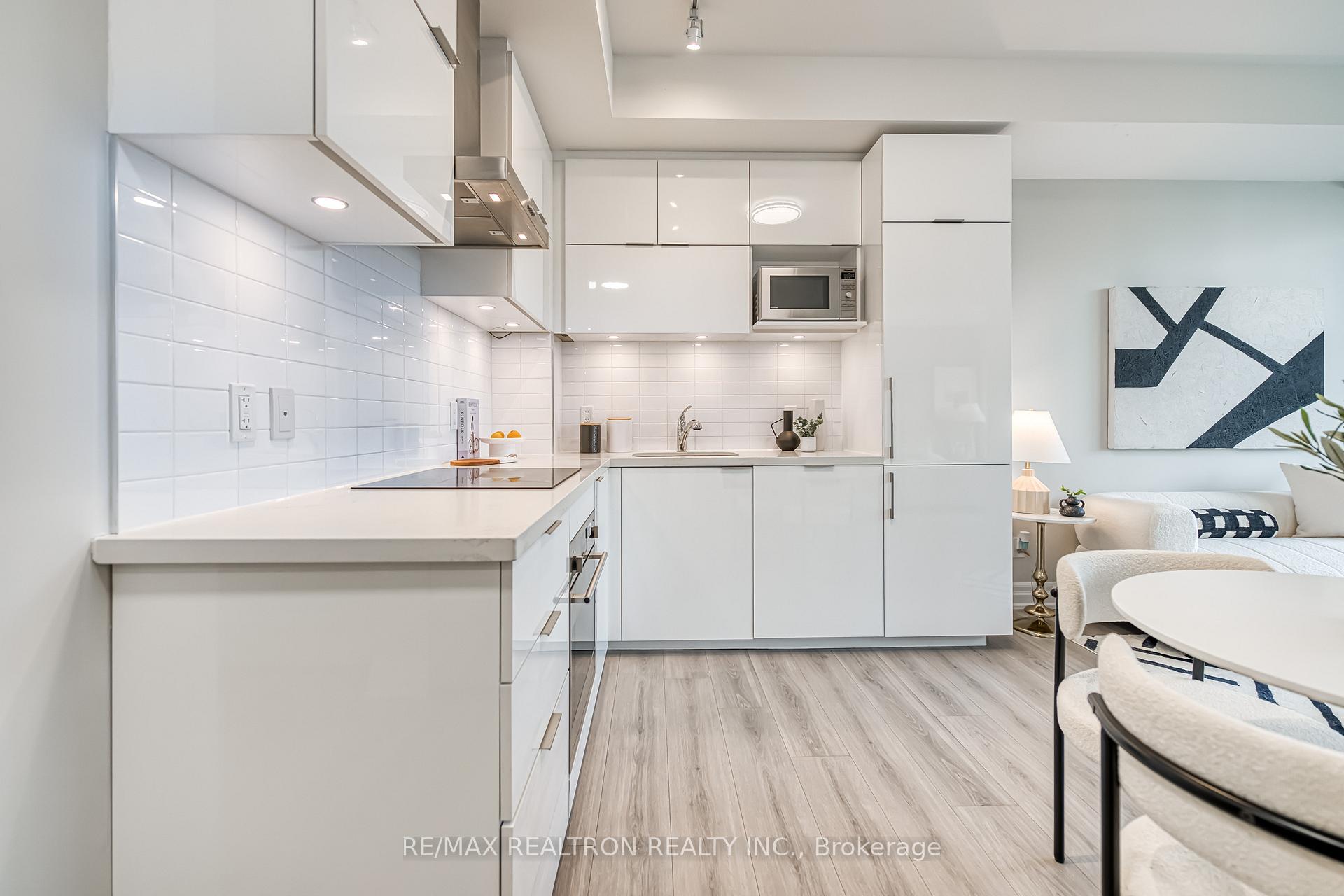 Photo 8 of Unit B716, 8 Rouge Valley Drive W, Markham, Unionville — HOMEH