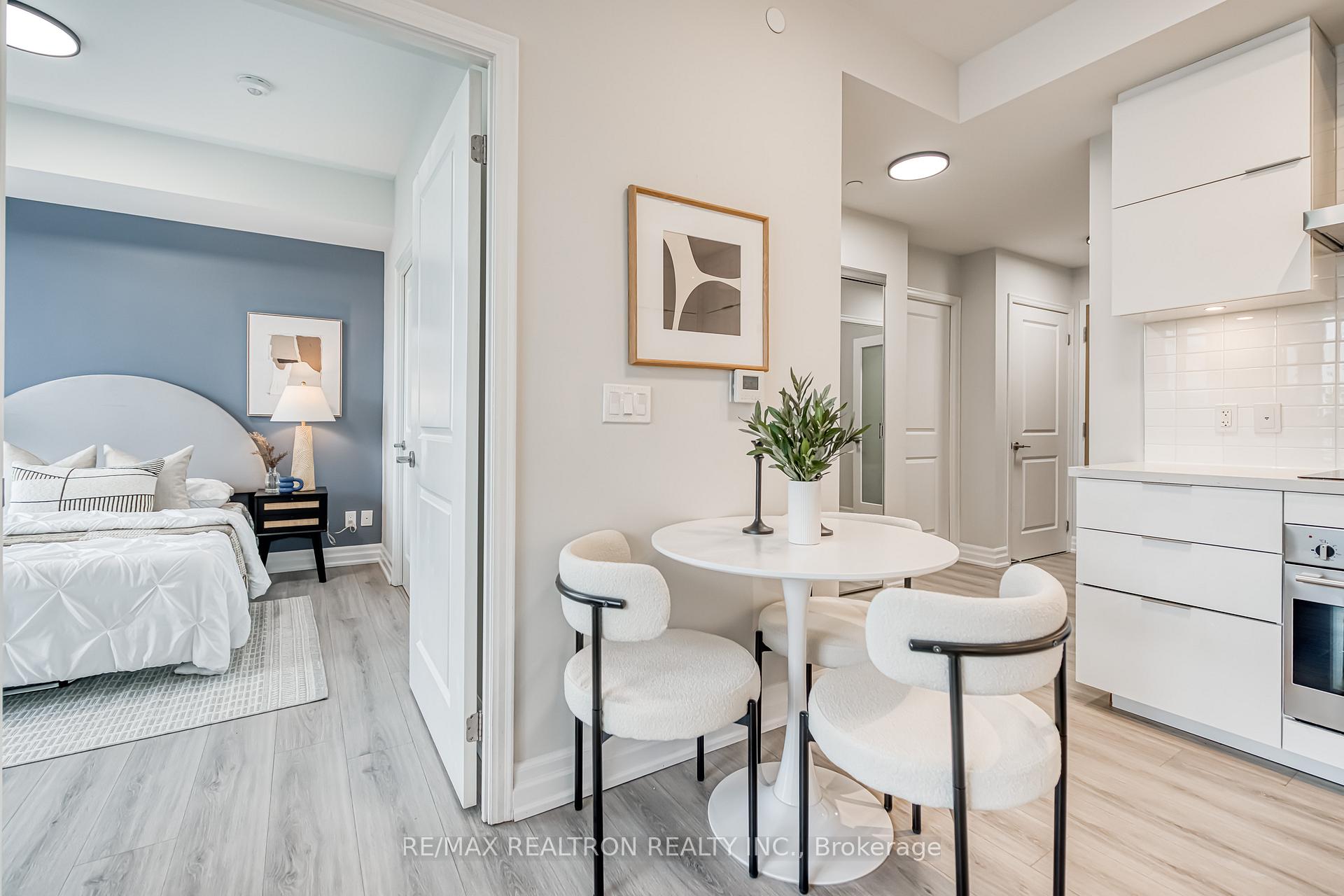 Photo 14 of Unit B716, 8 Rouge Valley Drive W, Markham, Unionville — HOMEH