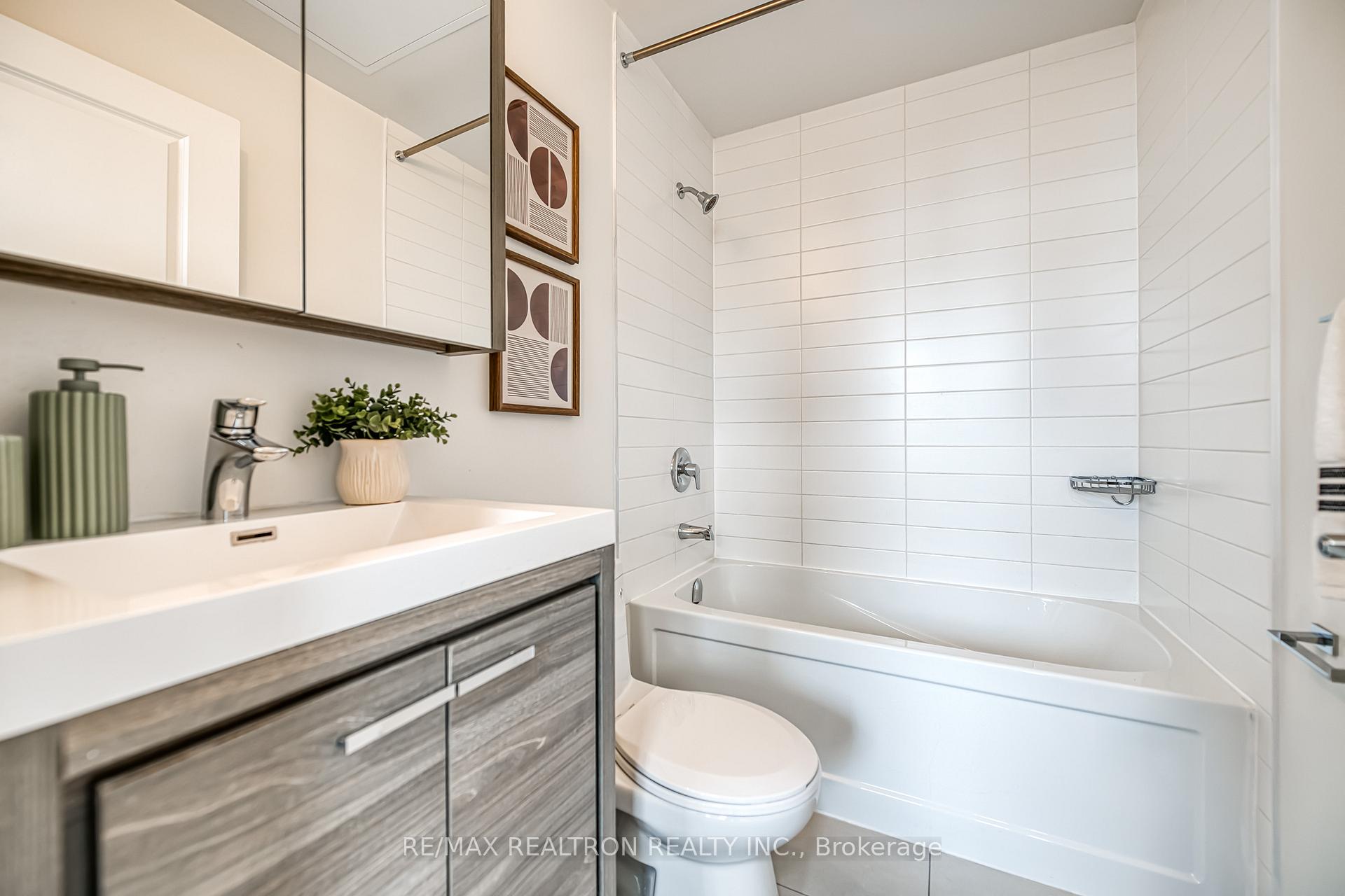 Photo 28 of Unit B716, 8 Rouge Valley Drive W, Markham, Unionville — HOMEH