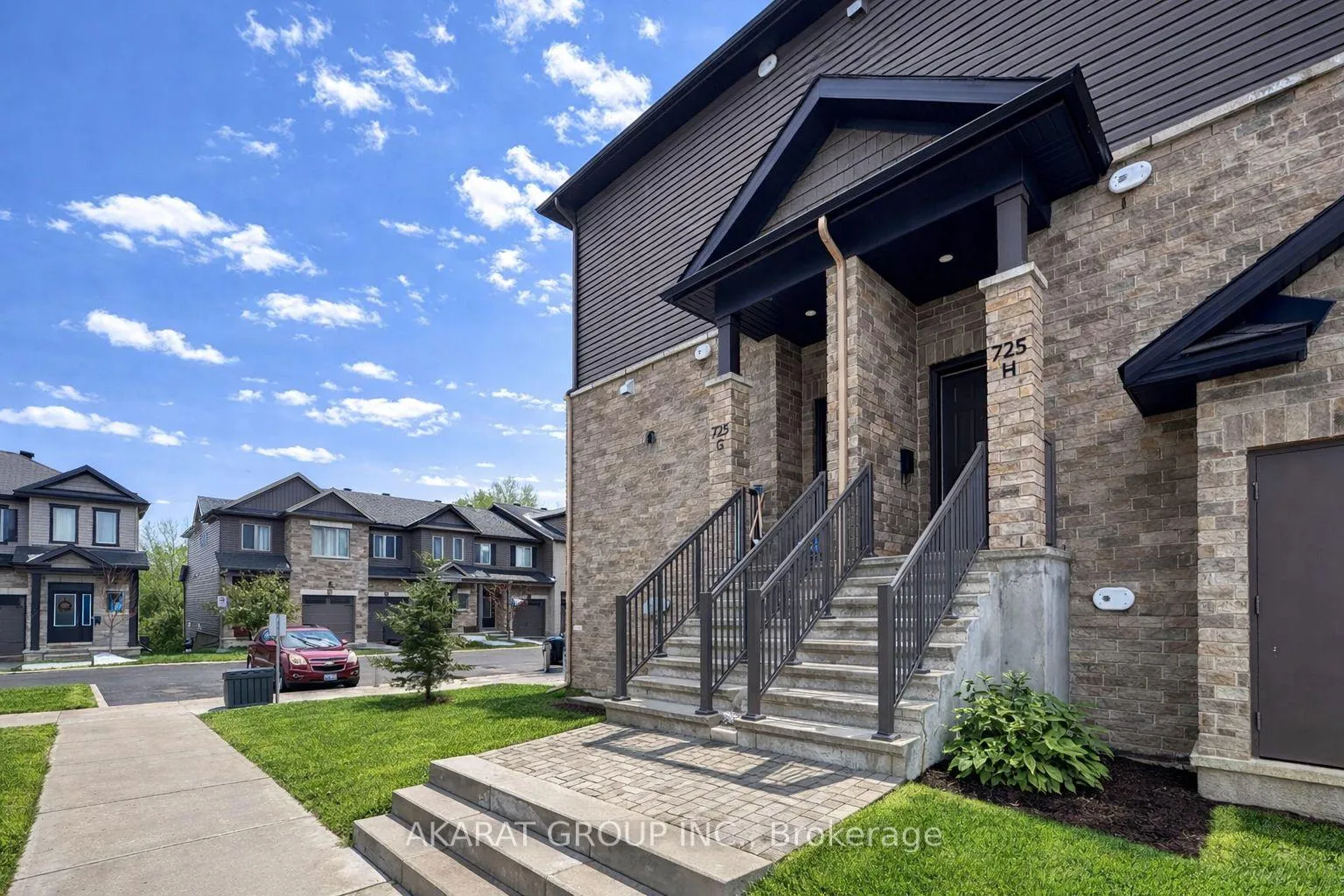 Photo 4 of G-725 Dearborn Private, Ottawa, Blossom Park/Kemp Park/Findlay Creek — HOMEH
