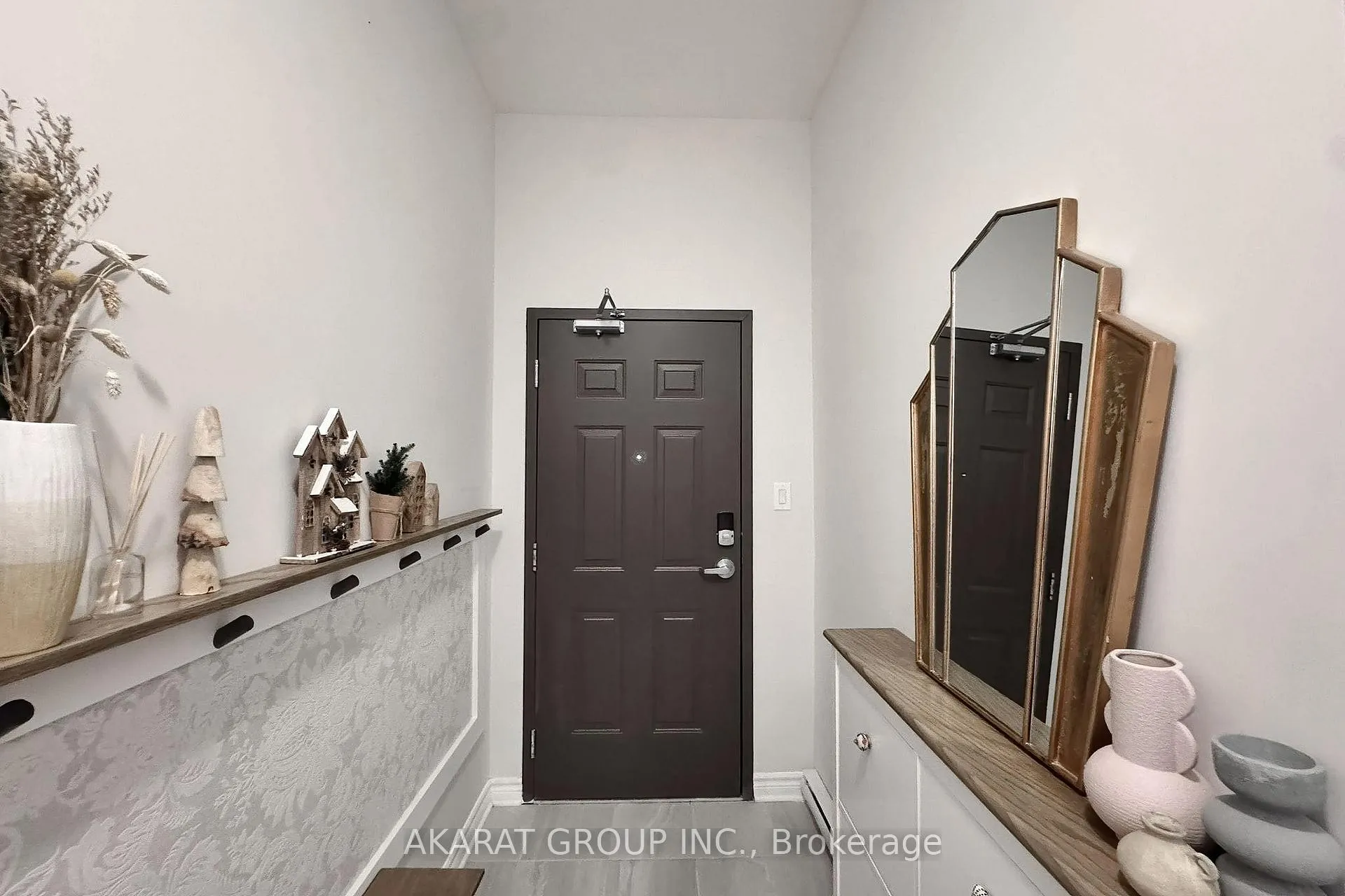 Photo 6 of G-725 Dearborn Private, Ottawa, Blossom Park/Kemp Park/Findlay Creek — HOMEH