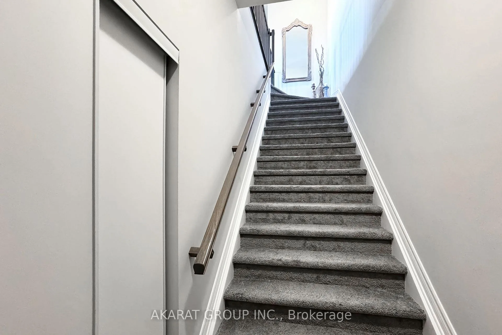 Photo 7 of G-725 Dearborn Private, Ottawa, Blossom Park/Kemp Park/Findlay Creek — HOMEH