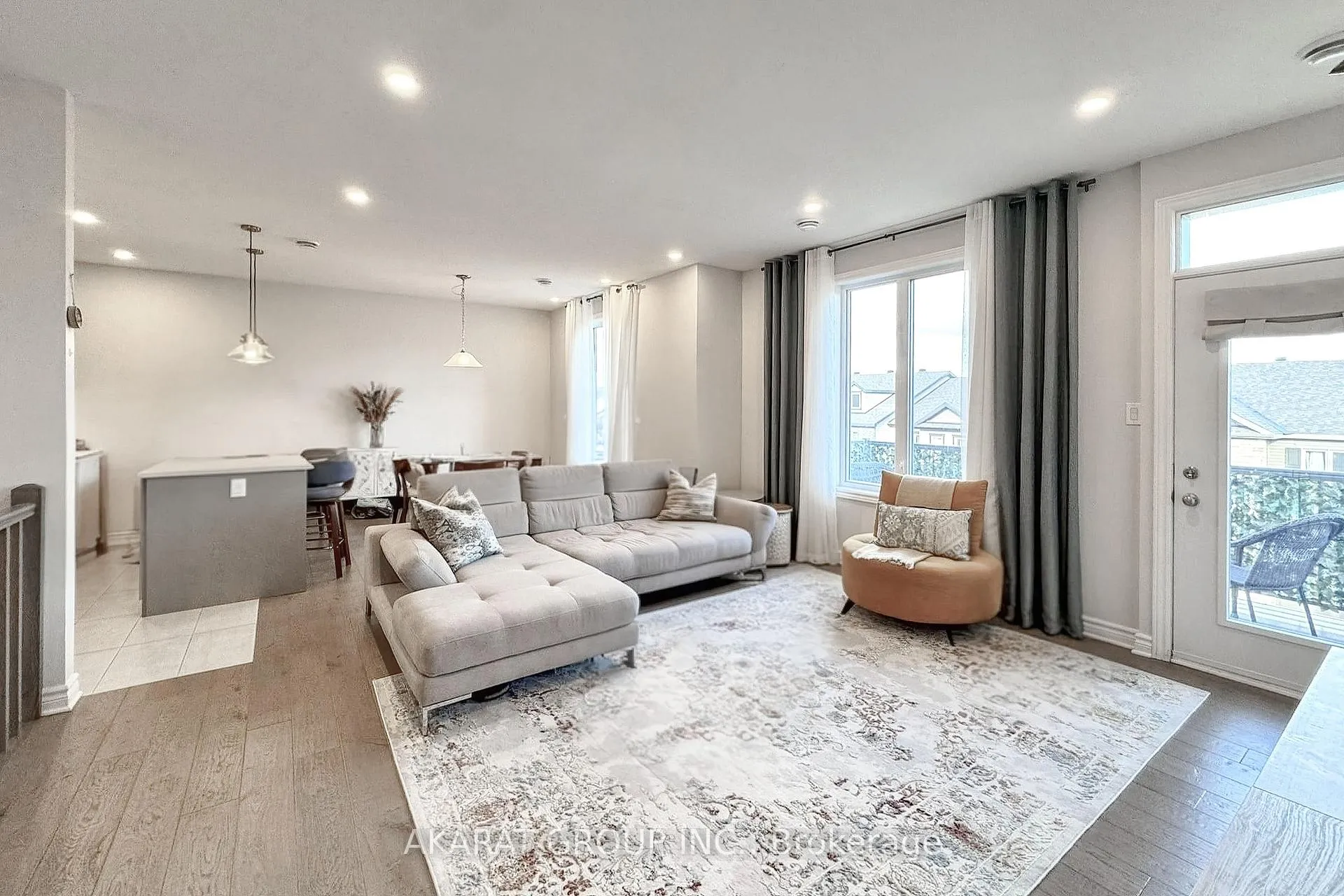 Photo 9 of G-725 Dearborn Private, Ottawa, Blossom Park/Kemp Park/Findlay Creek — HOMEH
