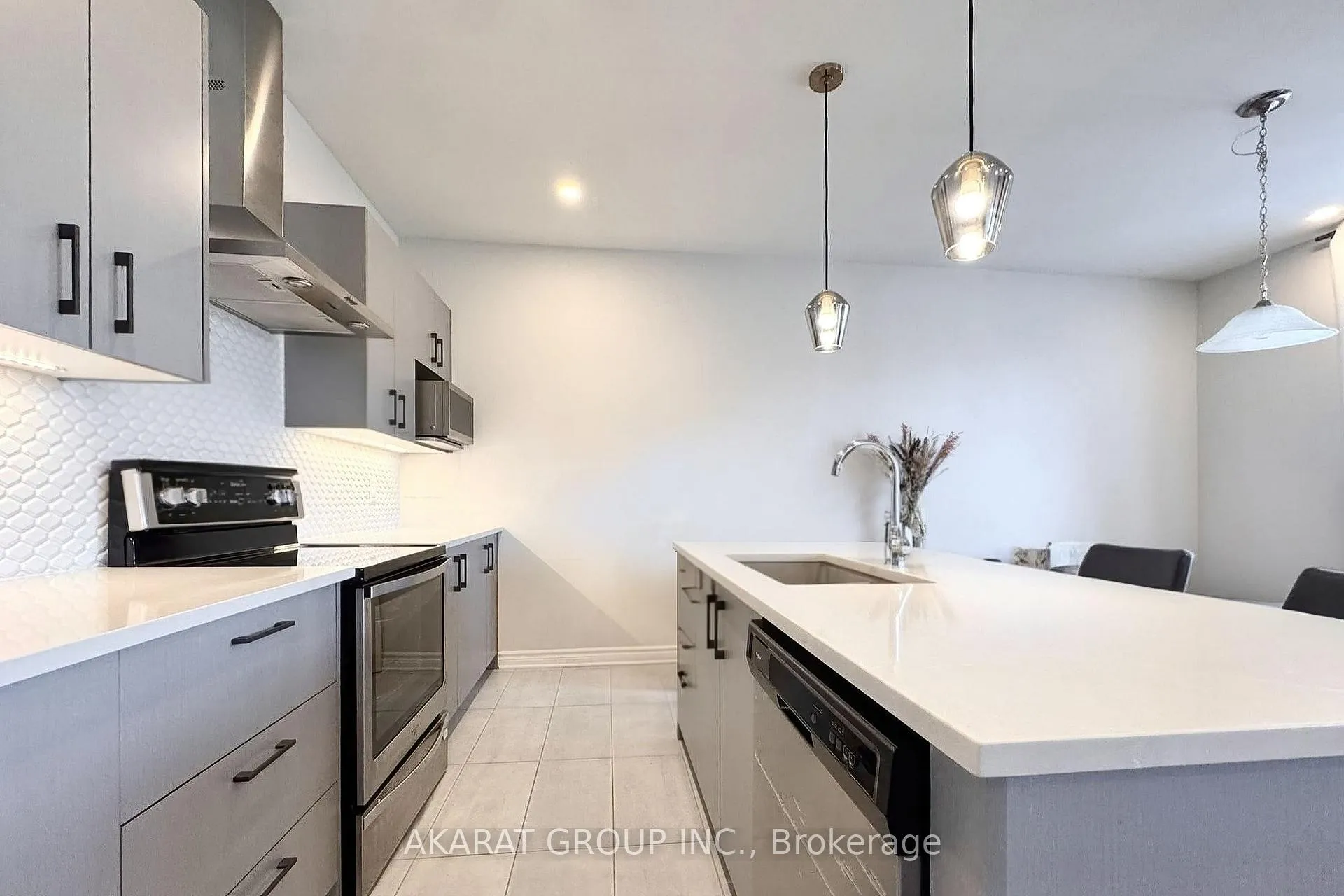 Photo 15 of G-725 Dearborn Private, Ottawa, Blossom Park/Kemp Park/Findlay Creek — HOMEH