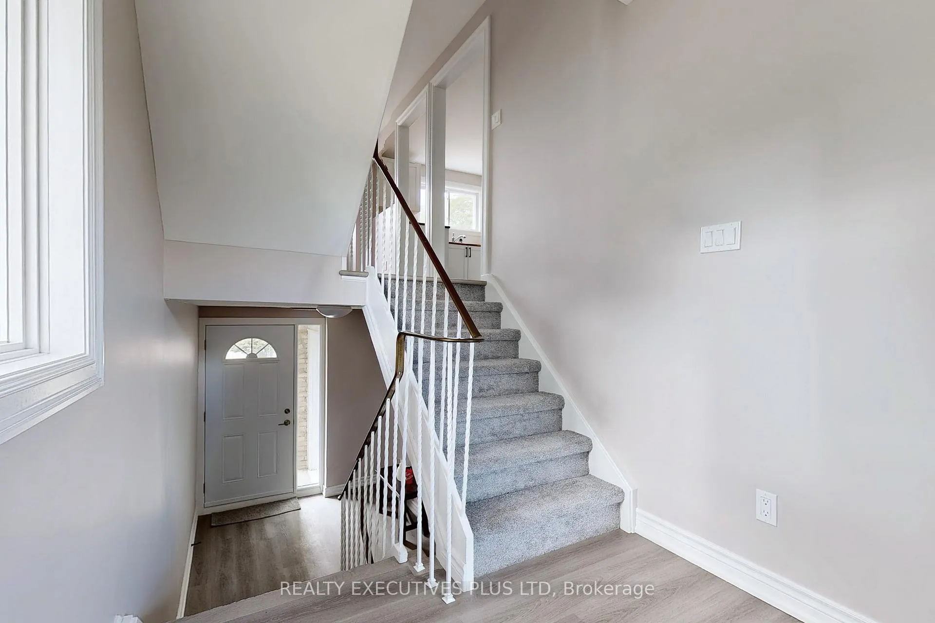 Photo 9 of Unit 76, 1330 Trowbridge Drive, Oshawa, Centennial — HOMEH