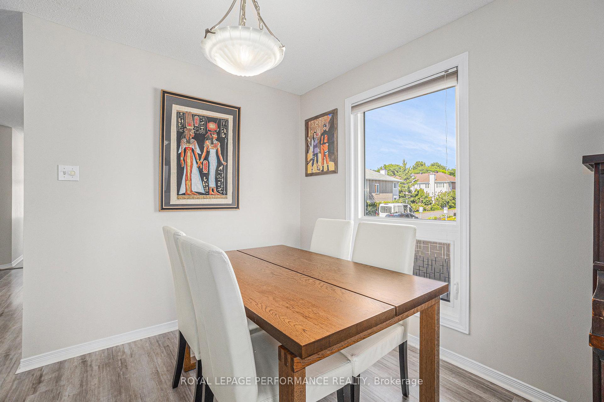 Photo 9 of 6074 Red Willow Drive, Ottawa, Chapel Hill — HOMEH