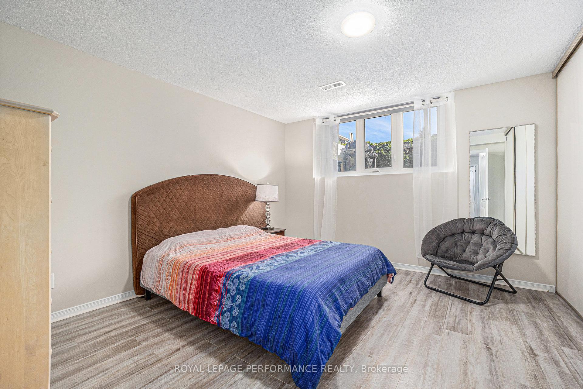 Photo 16 of 6074 Red Willow Drive, Ottawa, Chapel Hill — HOMEH