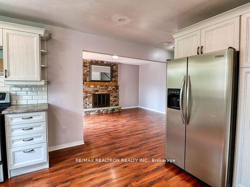 Photo 7 of 346 Hickling Trail, Barrie, Grove East — HOMEH
