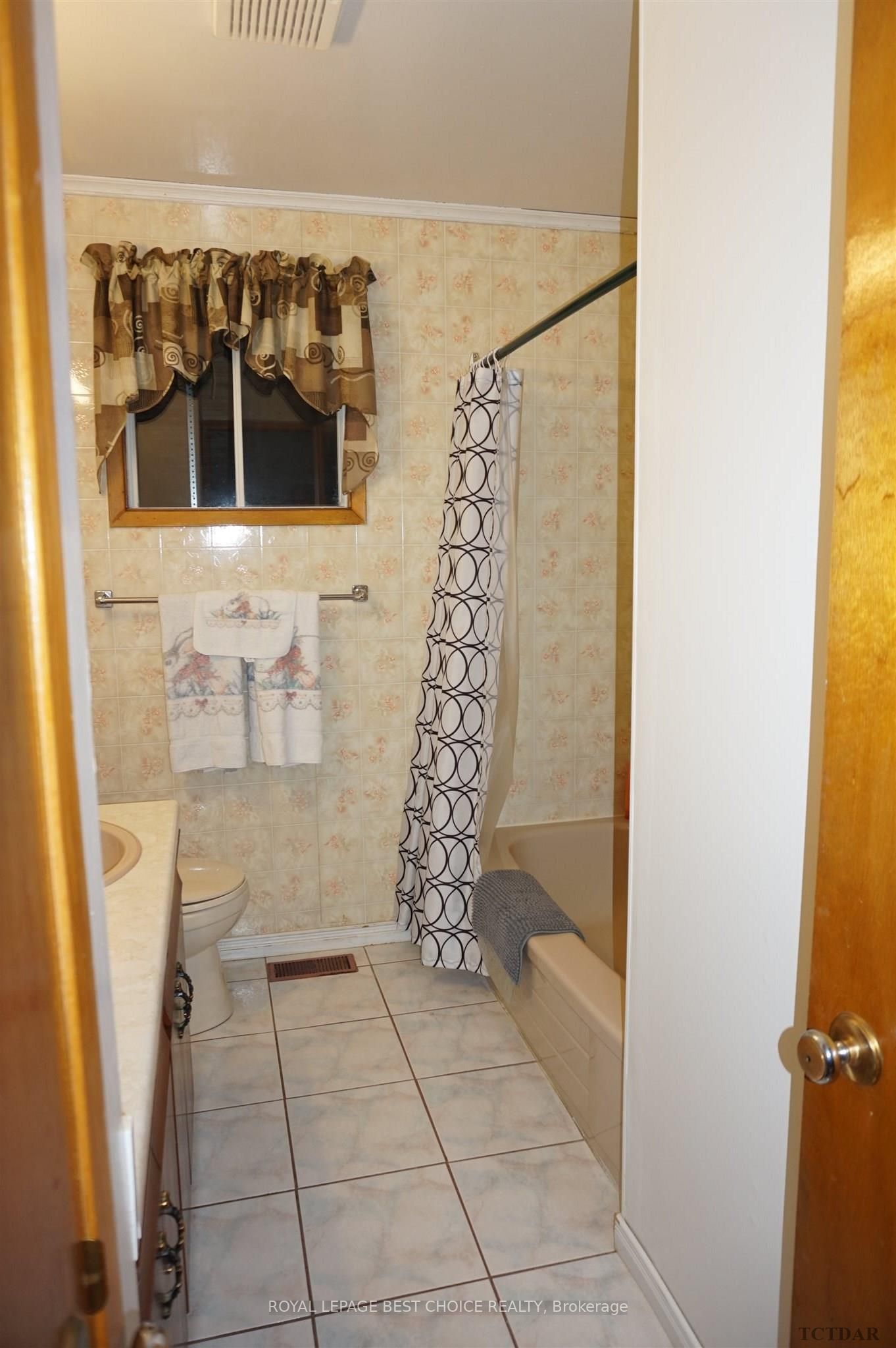 Photo 3 of 102 Lang Street, Cobalt — HOMEH