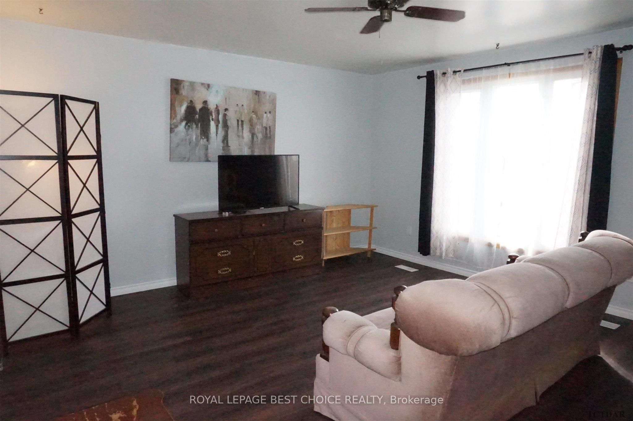 Photo 9 of 102 Lang Street, Cobalt — HOMEH