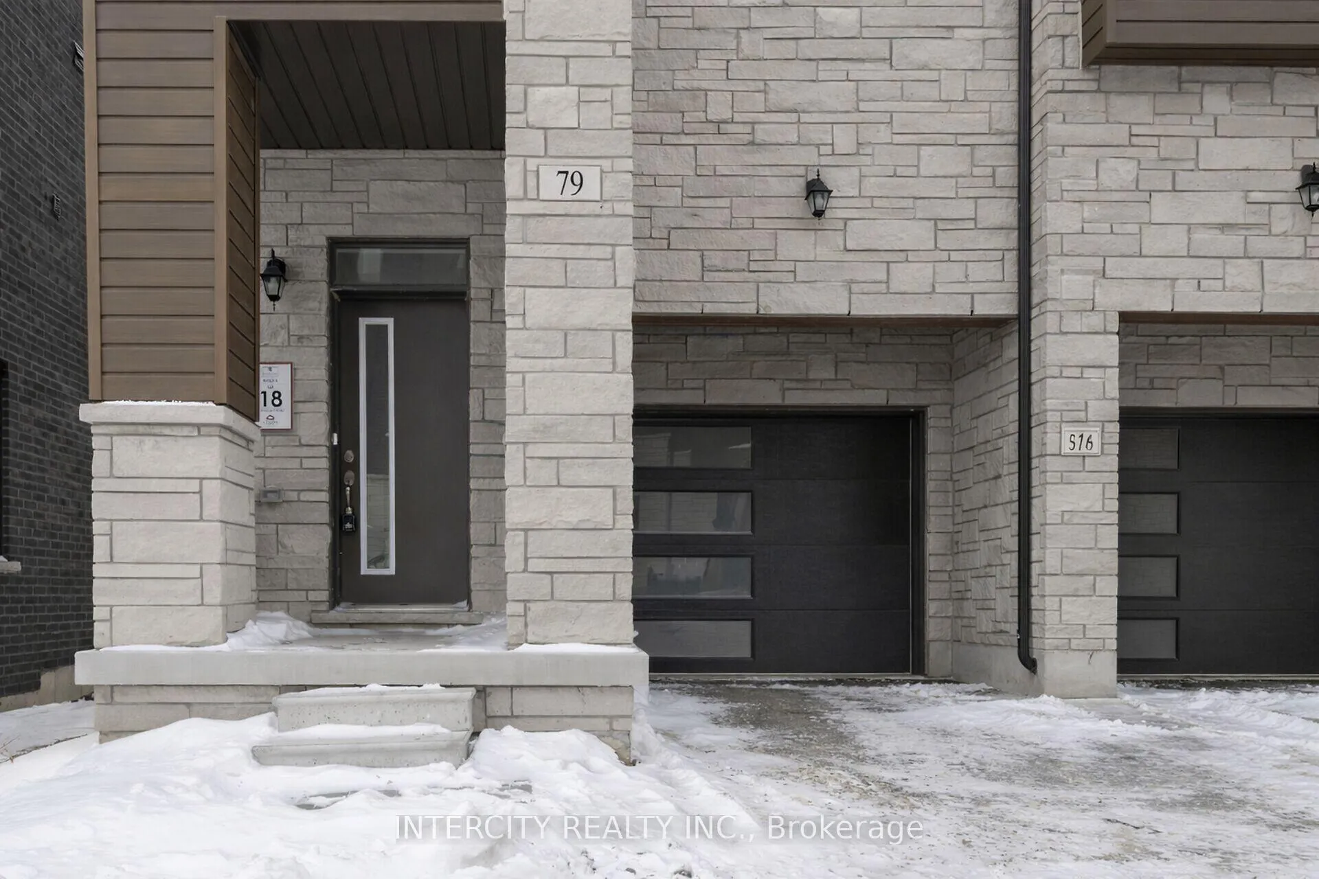 Photo 2 of 79 Divadale Road, Vaughan, Elder Mills — HOMEH