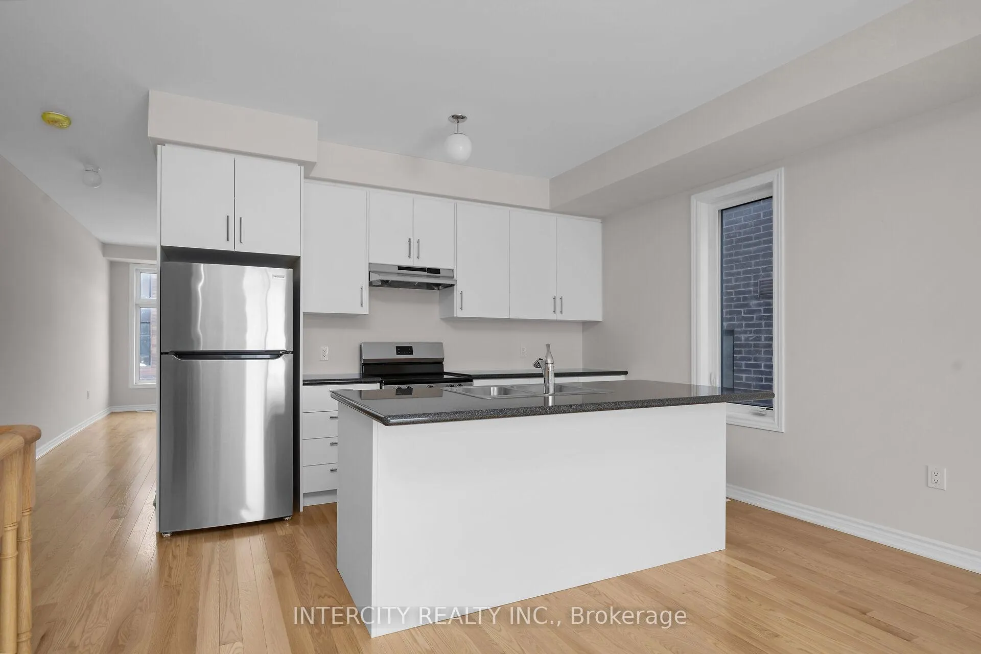 Photo 9 of 79 Divadale Road, Vaughan, Elder Mills — HOMEH