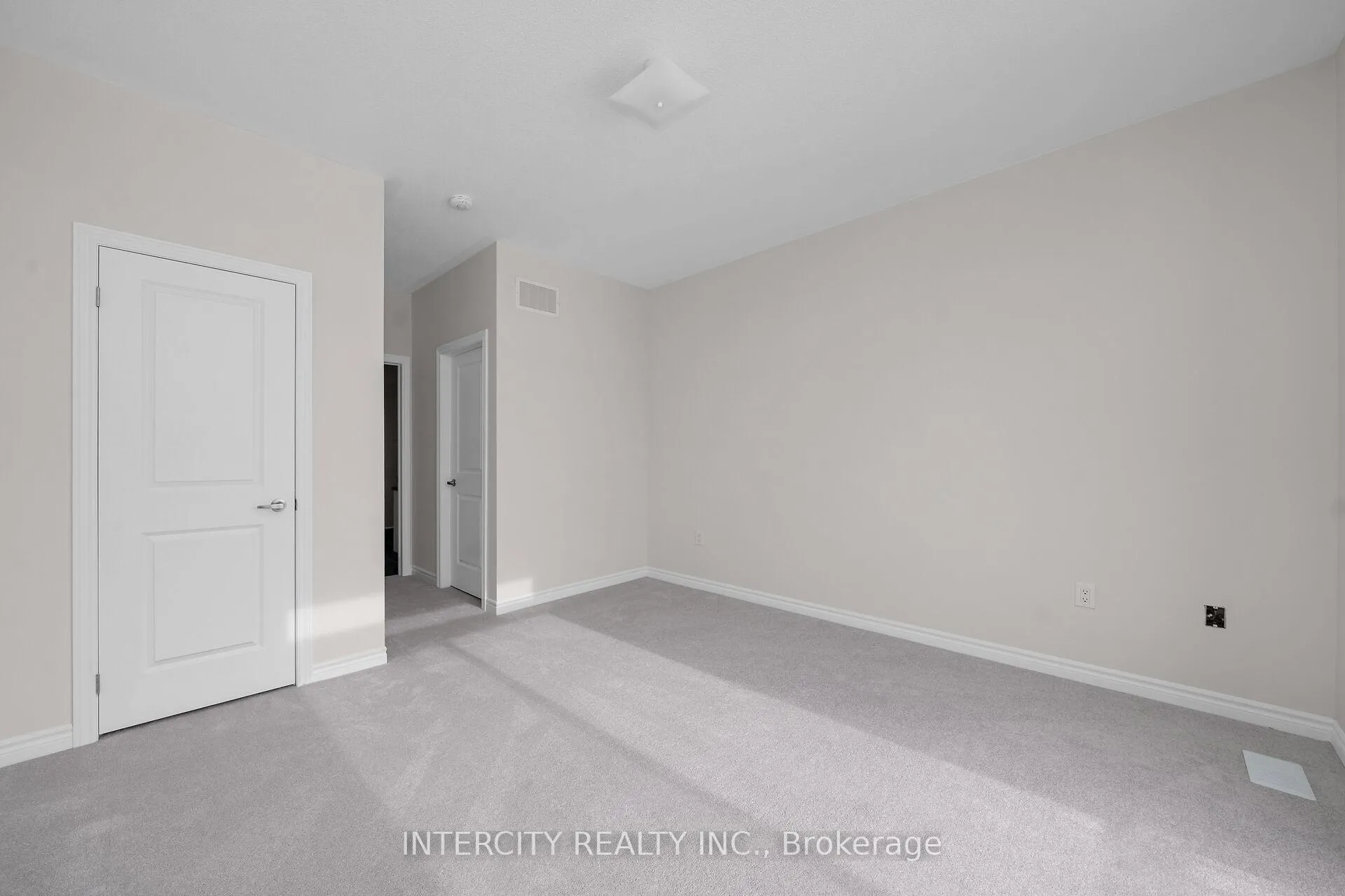 Photo 23 of 79 Divadale Road, Vaughan, Elder Mills — HOMEH