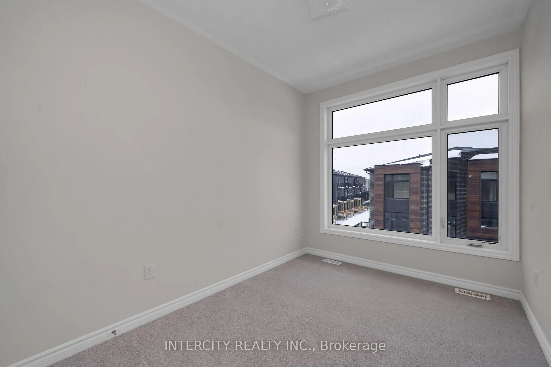 Photo 26 of 79 Divadale Road, Vaughan, Elder Mills — HOMEH