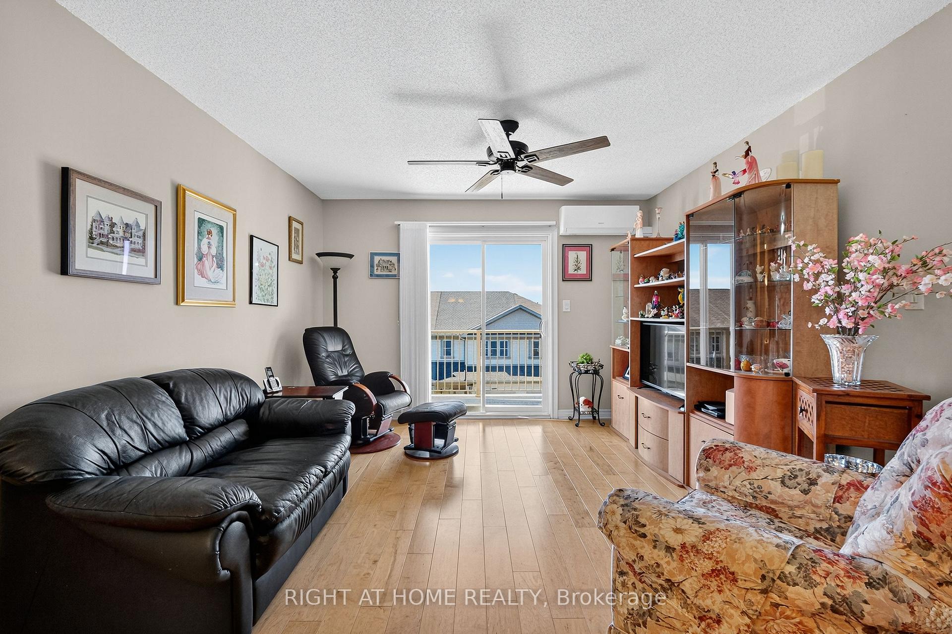 Photo 8 of Unit 306, 141 Potts Private, Ottawa, Notting Hill/Summerside — HOMEH