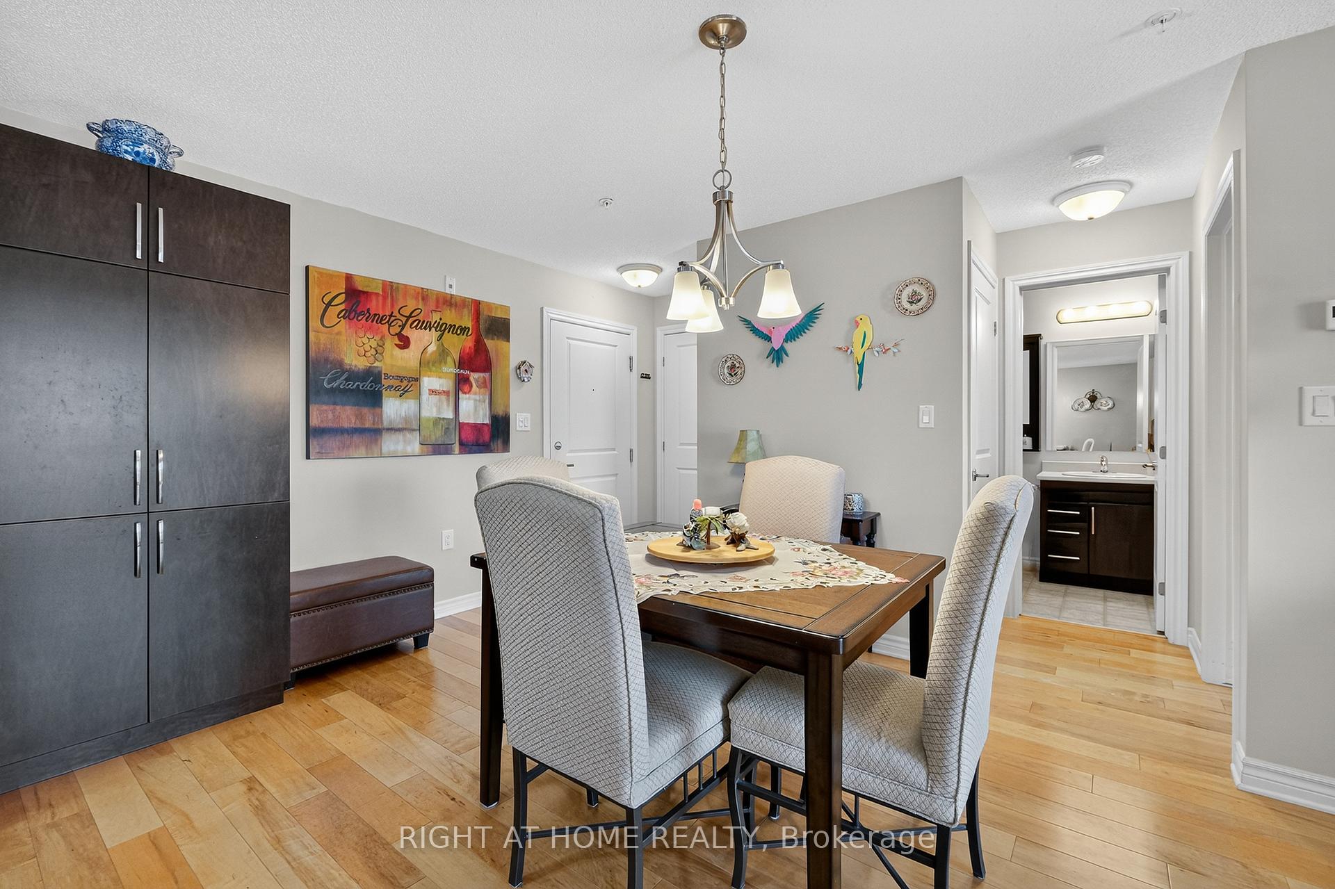 Photo 13 of Unit 306, 141 Potts Private, Ottawa, Notting Hill/Summerside — HOMEH