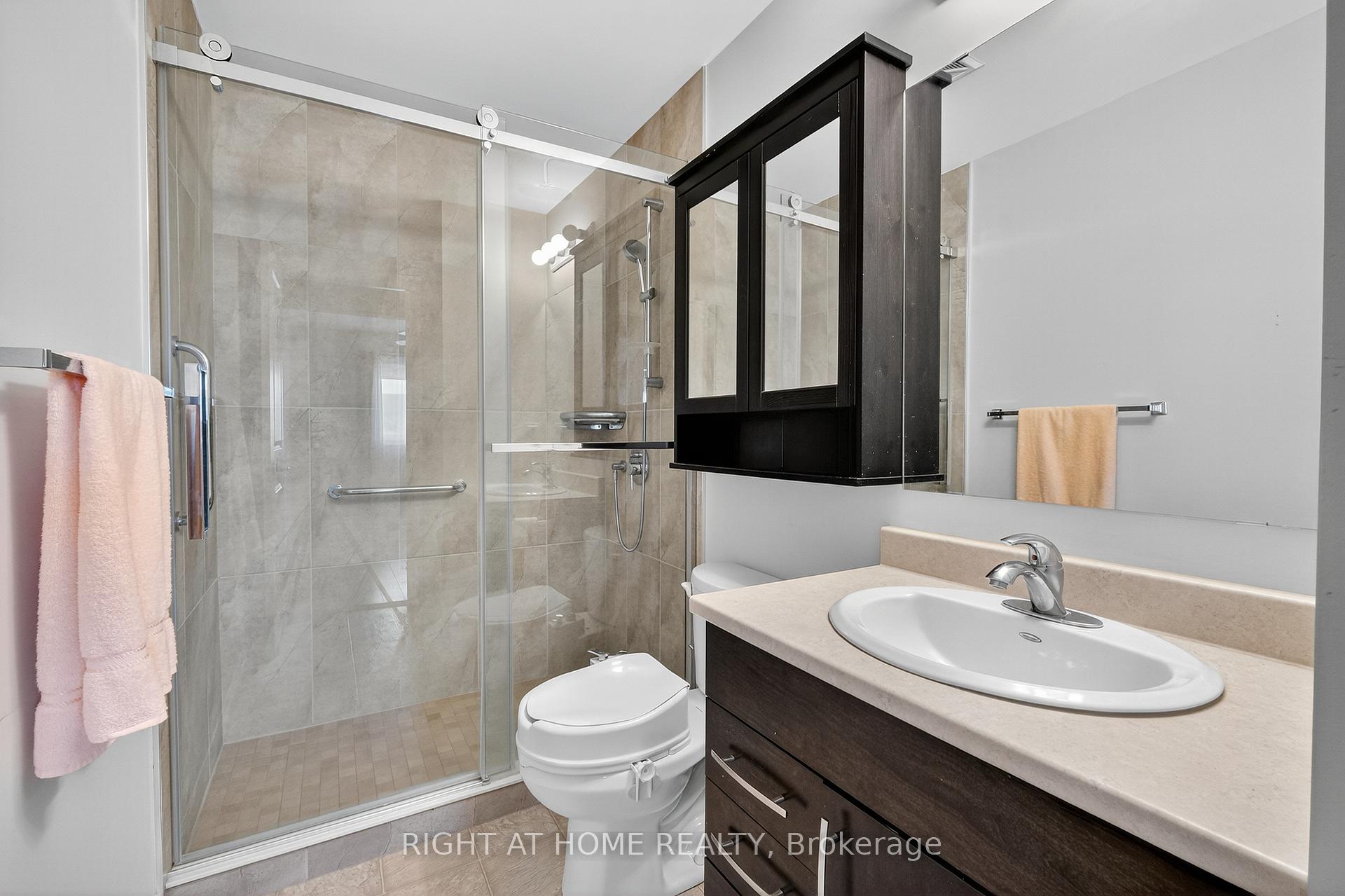 Photo 24 of Unit 306, 141 Potts Private, Ottawa, Notting Hill/Summerside — HOMEH
