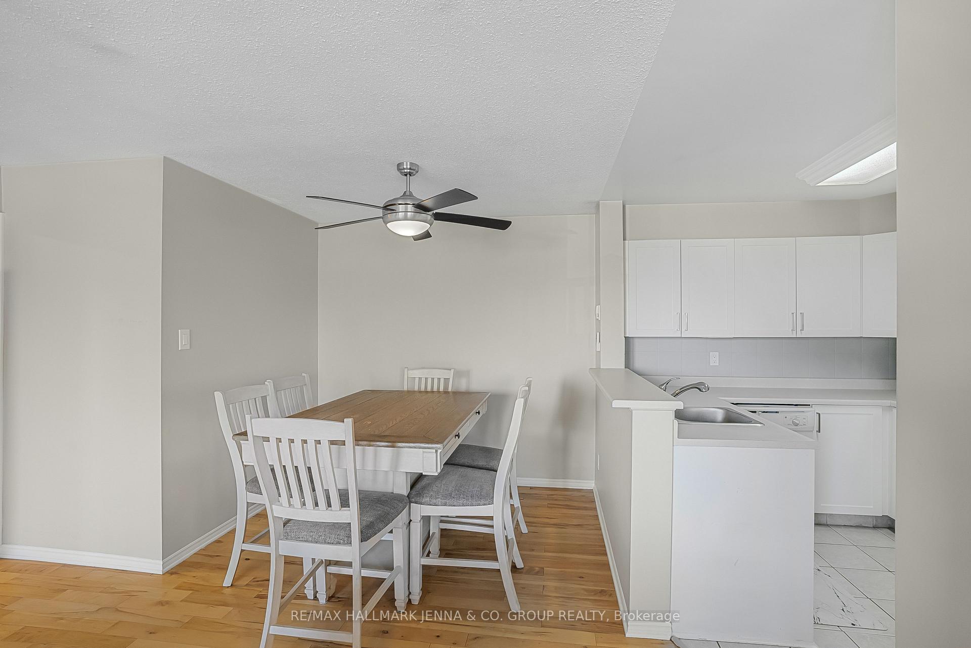 Photo 11 of Unit 207, 1760 Cabaret Lane, Ottawa, Fallingbrook/Pineridge — HOMEH