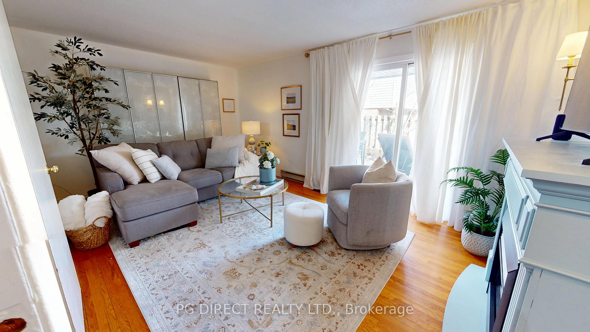 Photo 2 of Unit 47, 320 C Bluevale Street N, Waterloo — HOMEH