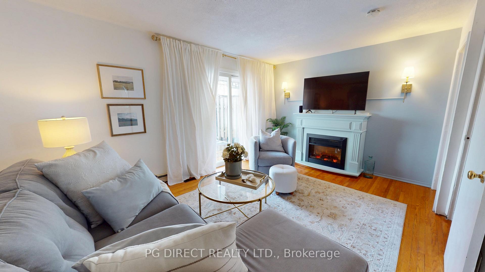 Photo 3 of Unit 47, 320 C Bluevale Street N, Waterloo — HOMEH