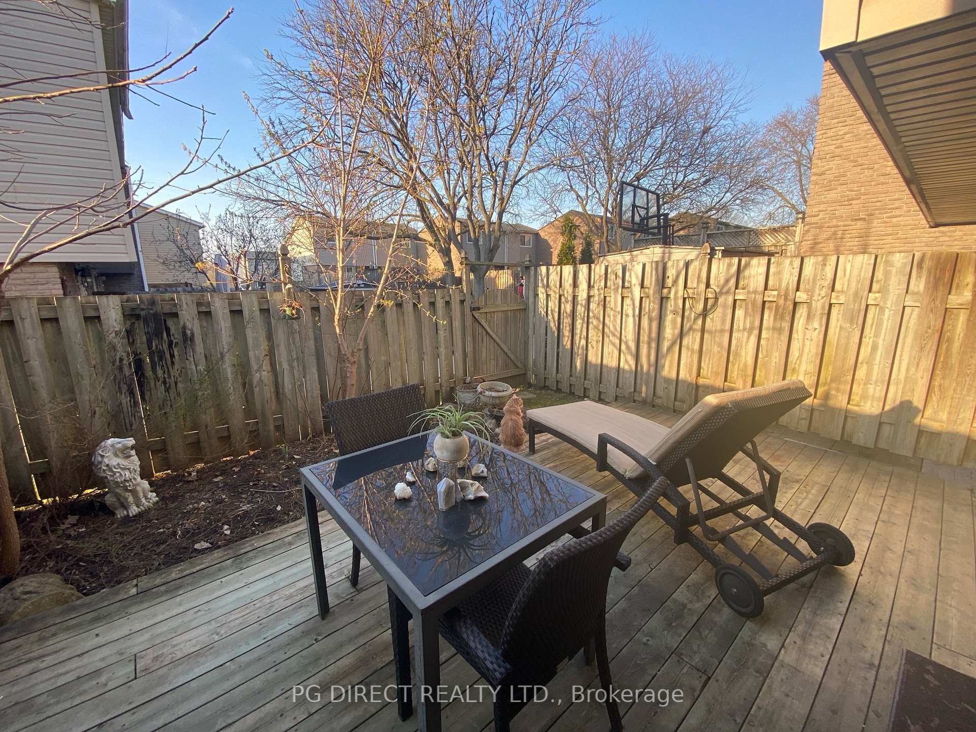Photo 15 of Unit 47, 320 C Bluevale Street N, Waterloo — HOMEH